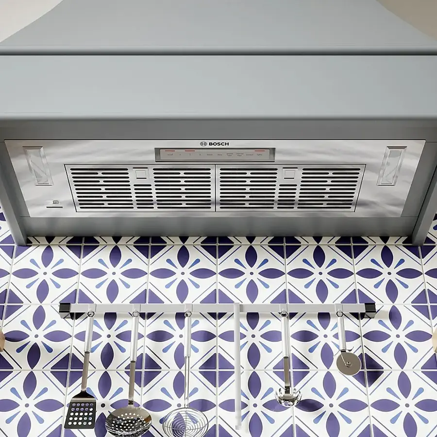 Alt View 17. Bosch - 800 Series 36" Externally Vented Cabinet Depth Custom Insert Range Hood with WiFi and 600 CFM Blower - Stainless Steel.