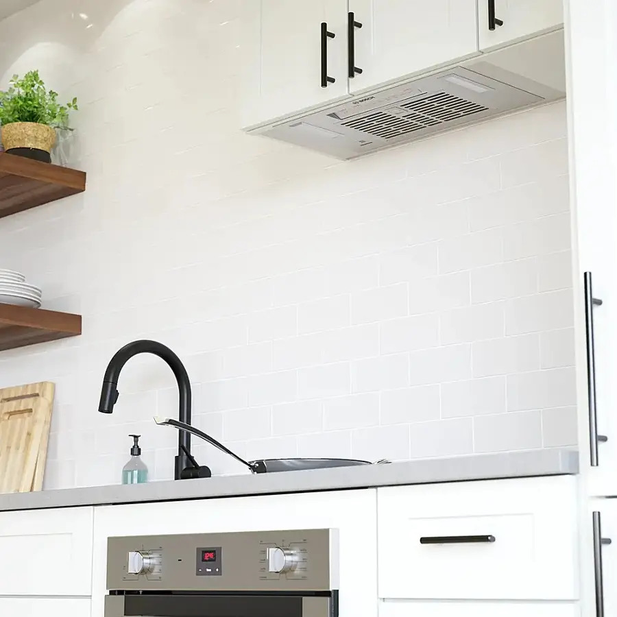 Alt View 17. Bosch - 300 Series 24" Externally Vented Cabinet Depth Custom Insert Range Hood with WiFi and 300 CFM Blower - Stainless Steel.