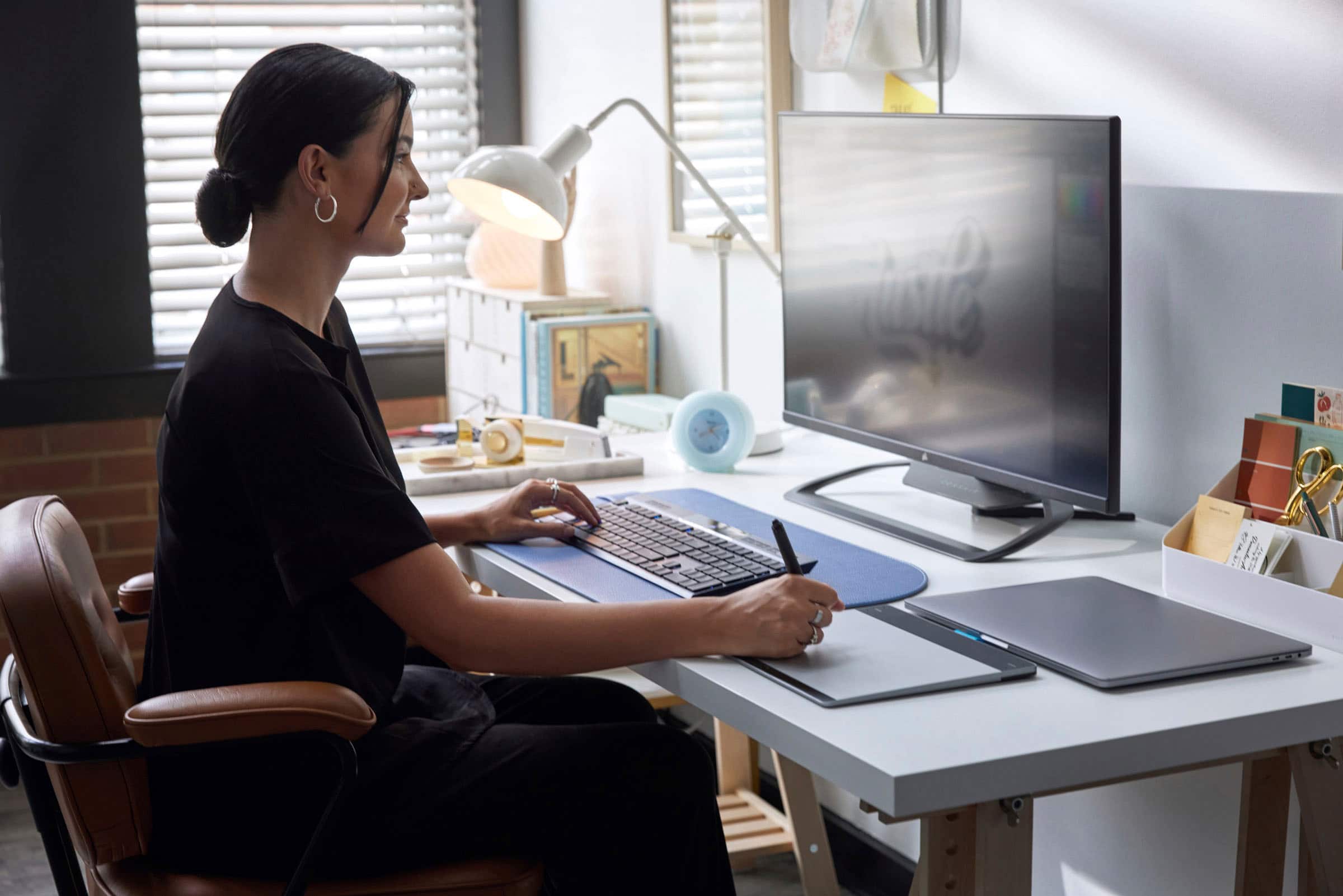 Alt View 24. CORSAIR - K100 Air Wireless Full-Size Bluetooth RGB Mechanical Cherry MX Ultra Low Profile Tactile Switch Gaming Keyboard - Black.