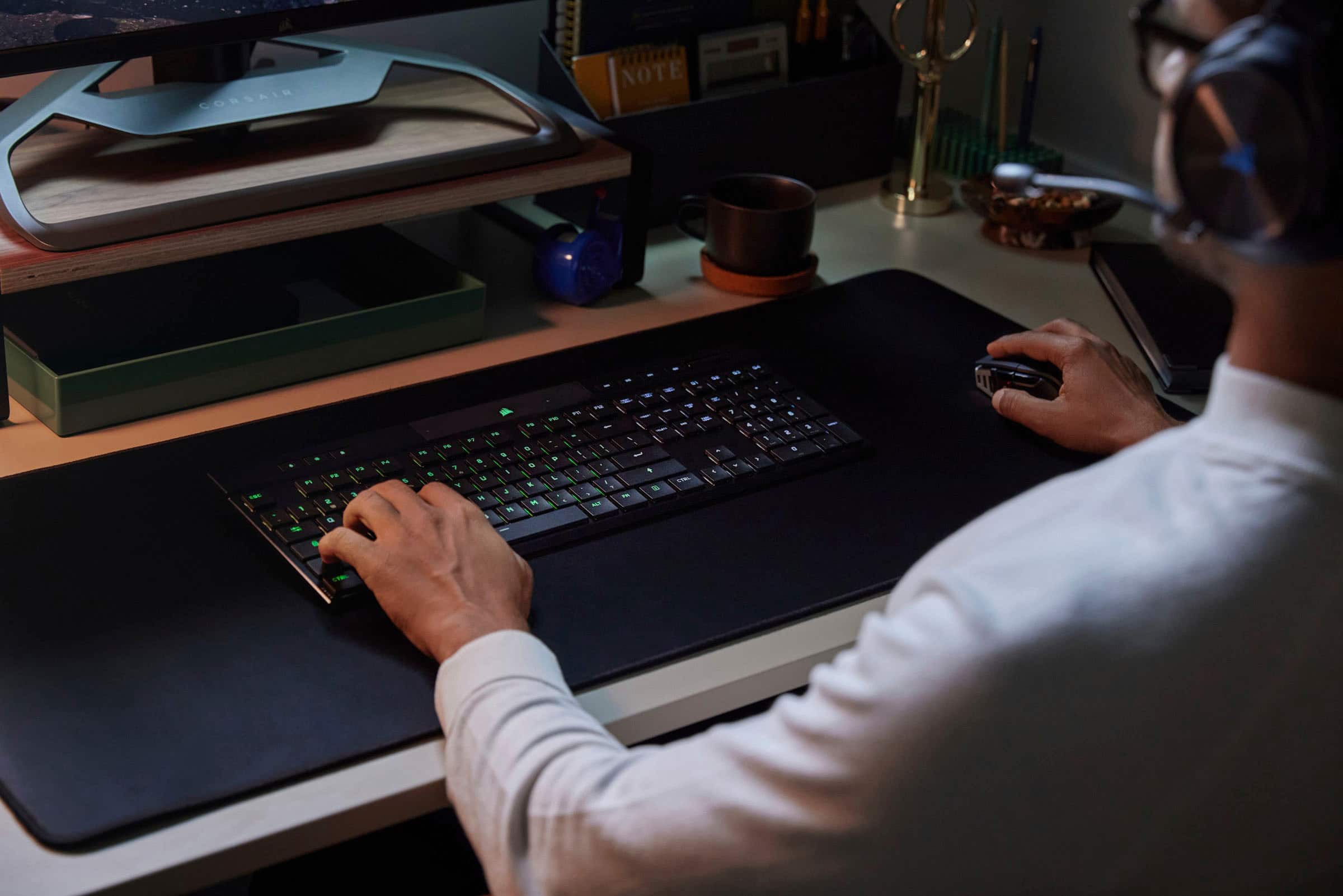 Alt View 26. CORSAIR - K100 Air Wireless Full-Size Bluetooth RGB Mechanical Cherry MX Ultra Low Profile Tactile Switch Gaming Keyboard - Black.