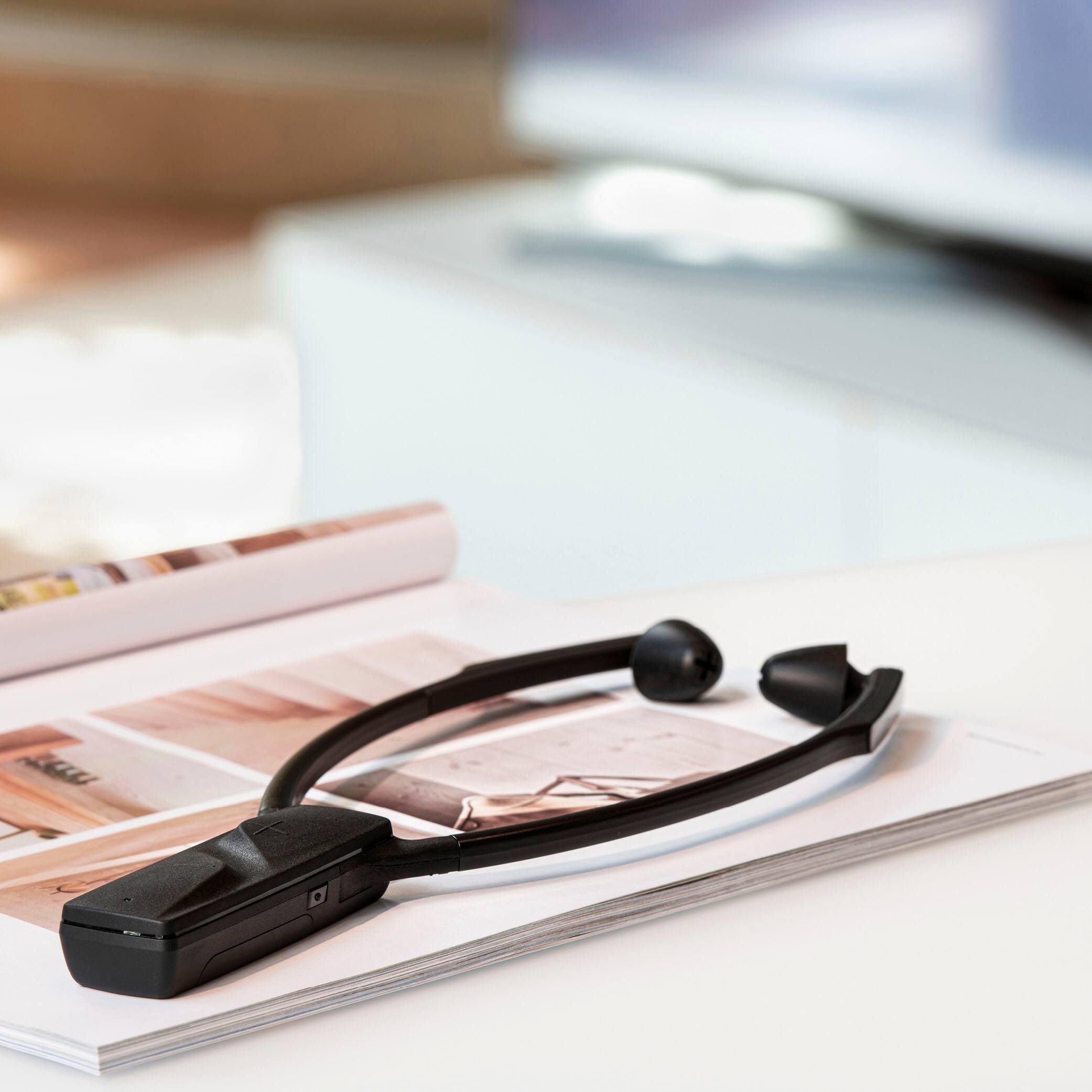 Alt View 17. Sennheiser - RS 5200 Digital Wireless Headphone for TV Listening - Black.