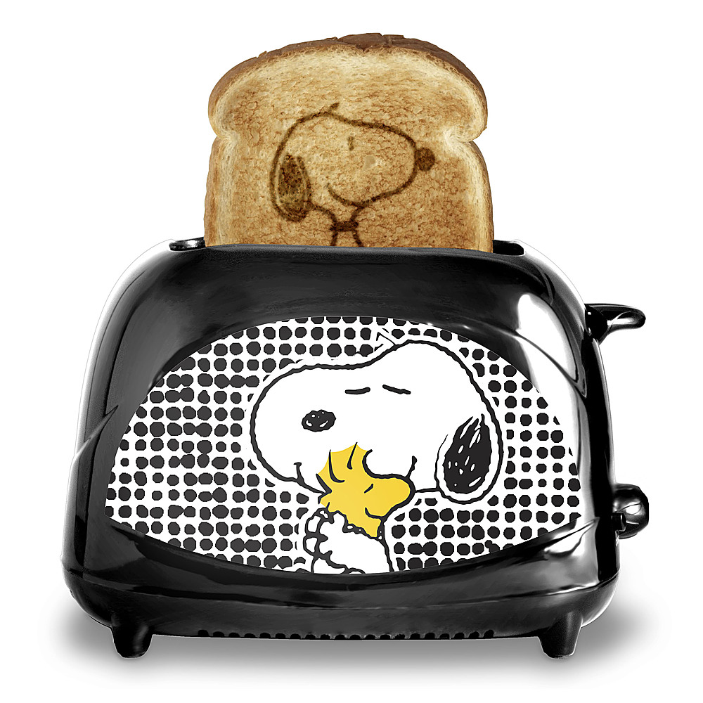 Best Buy: Uncanny Brands Peanuts Snoopy Two-Slice Toaster Black TSTE-PEA-SN1