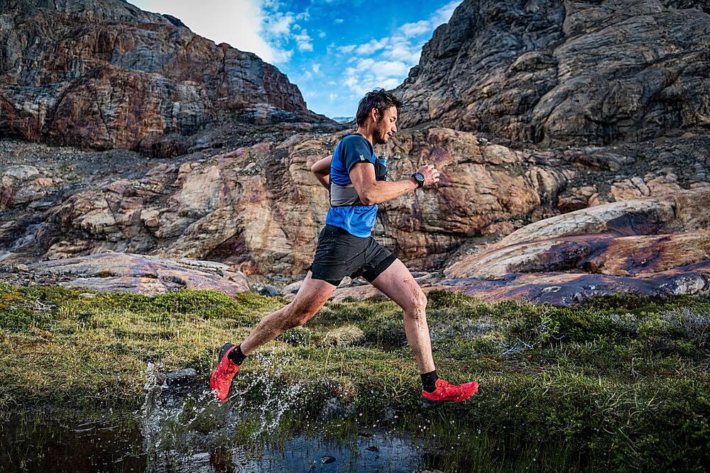 Alt View 5. Garmin - Enduro 2 GPS Smartwatch 51mm Fiber-Reinforced Polymer with Titanium Rear Cover - Carbon Gray.