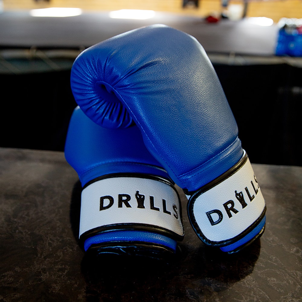 Best Buy DRILLS 16oz Boxing Gloves Blue DrillsLMBG0616ozBlue