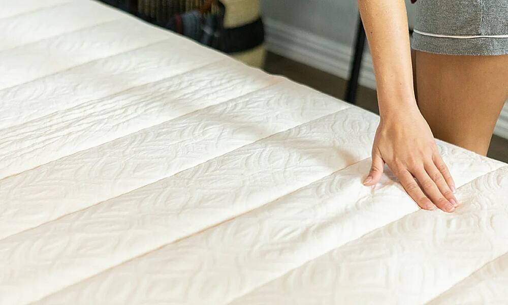 Customer Reviews Ghostbed Natural 12" Profile MF Mattress King White