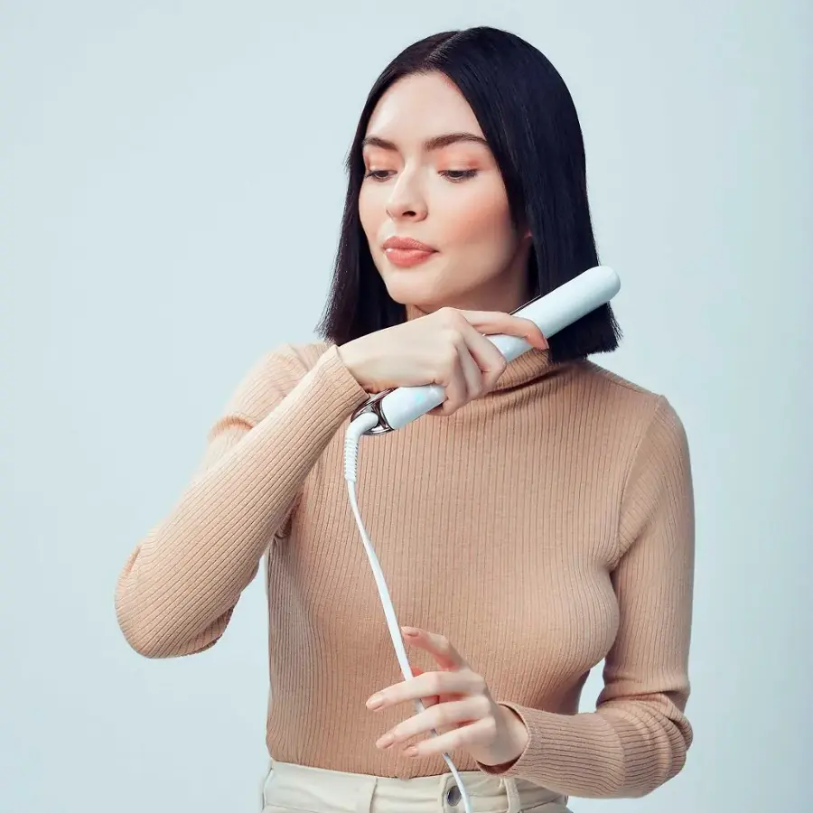Alt View 15. T3 - Smooth ID 1” Smart Flat Iron with Touch Interface - White & Rose Gold.