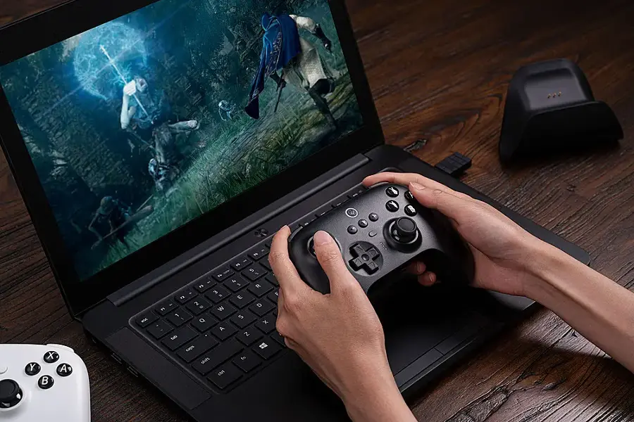 Alt View 19. 8BitDo - Ultimate Bluetooth Controller for Nintento Switch and Windows PCs with Dock - Black.