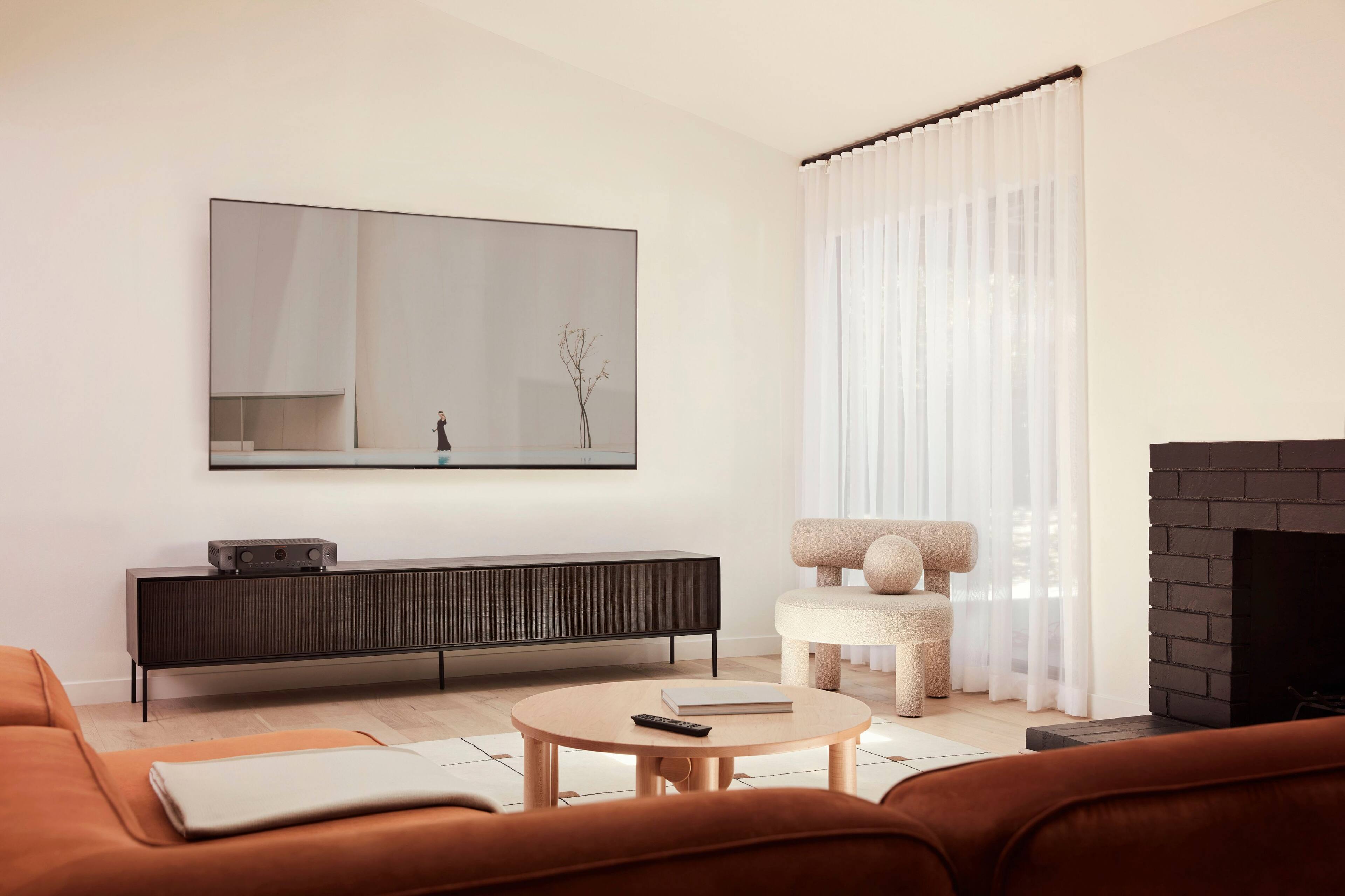 Alt View 13. Marantz - Cinema 70S 50W 7.2-Ch Bluetooth Capable with HEOS 8K Ultra HD HDR Compatible A/V Home Theater Receiver with Alexa - Black.