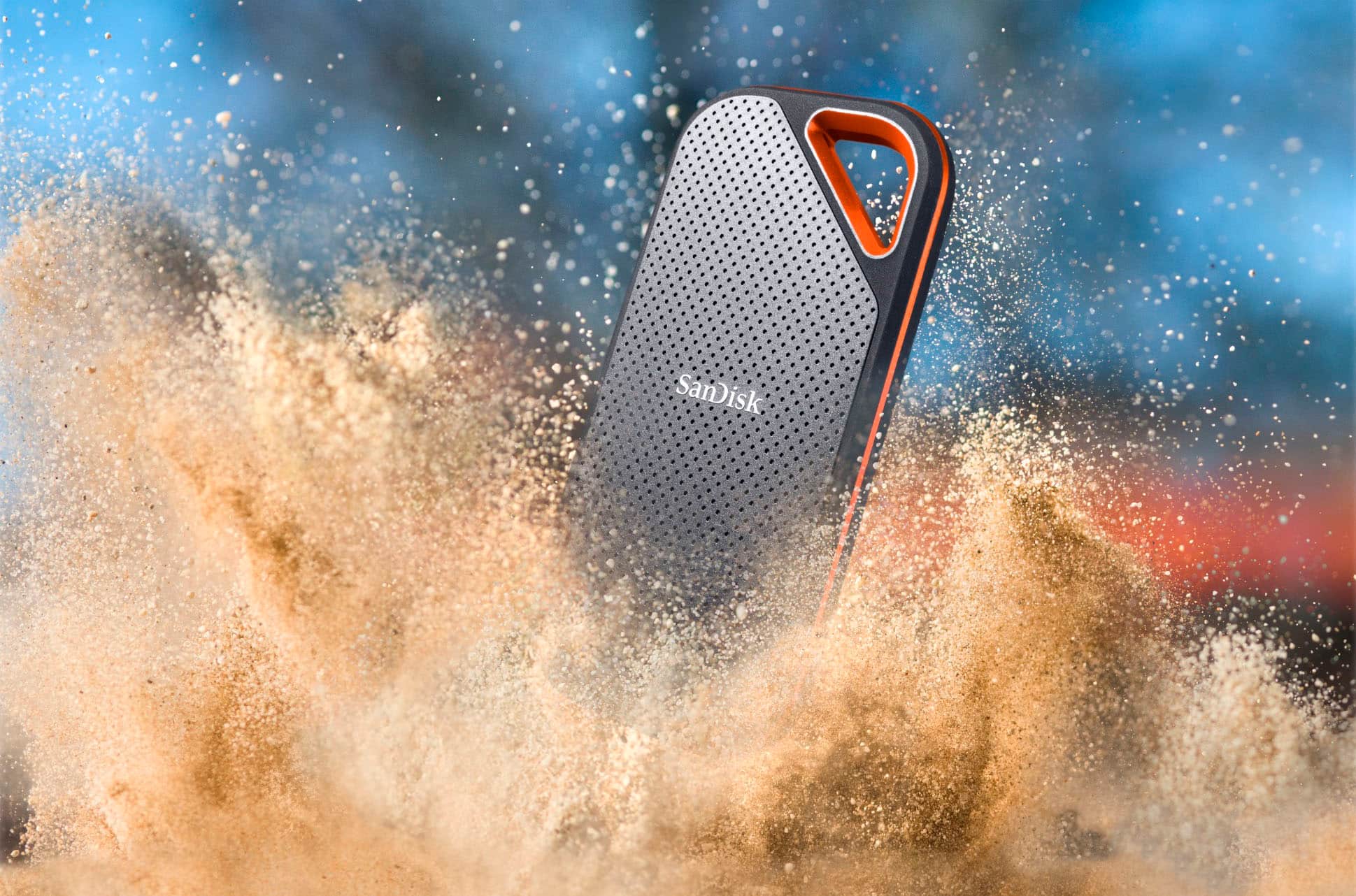 Alt View 17. SanDisk - Extreme Pro Portable 4TB External USB-C NVMe SSD - Black.