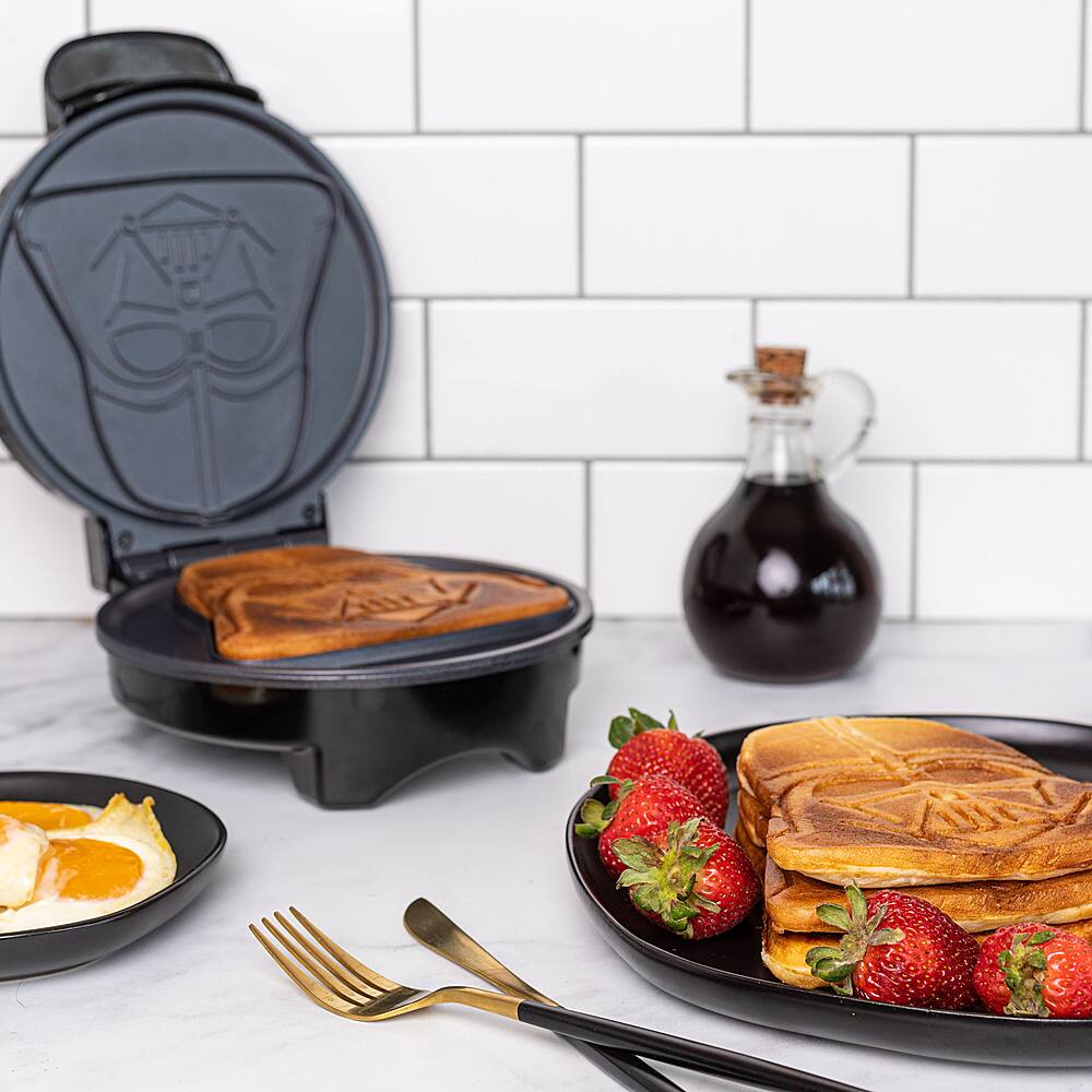 star wars darth vader waffle maker