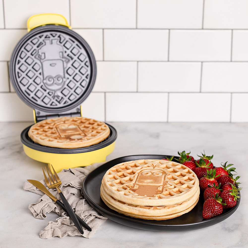 Circus Shapes Waffle Maker  Waffle maker, Waffles, Cool kitchen gadgets