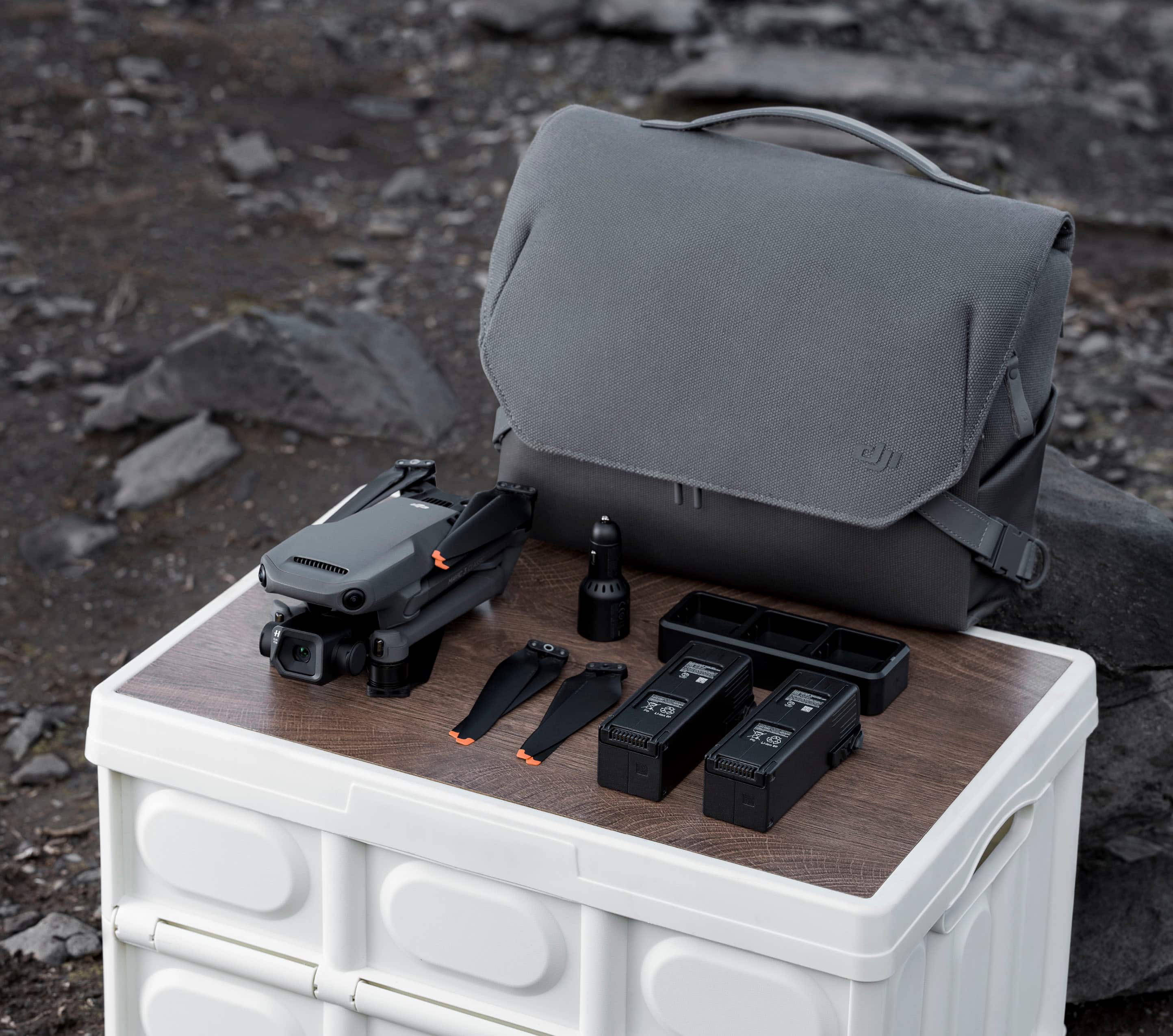 Alt View 12. DJI - Mavic 3 Fly More Kit with 46min Intelligent Flight Battery and Propellers - Gray.