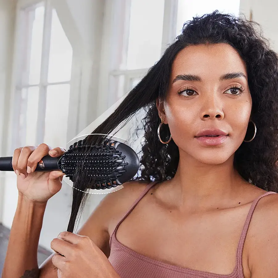 Alt View 15. T3 - Edge Heated Smoothing & Straightening Brush for Styling - Metallic Graphite.