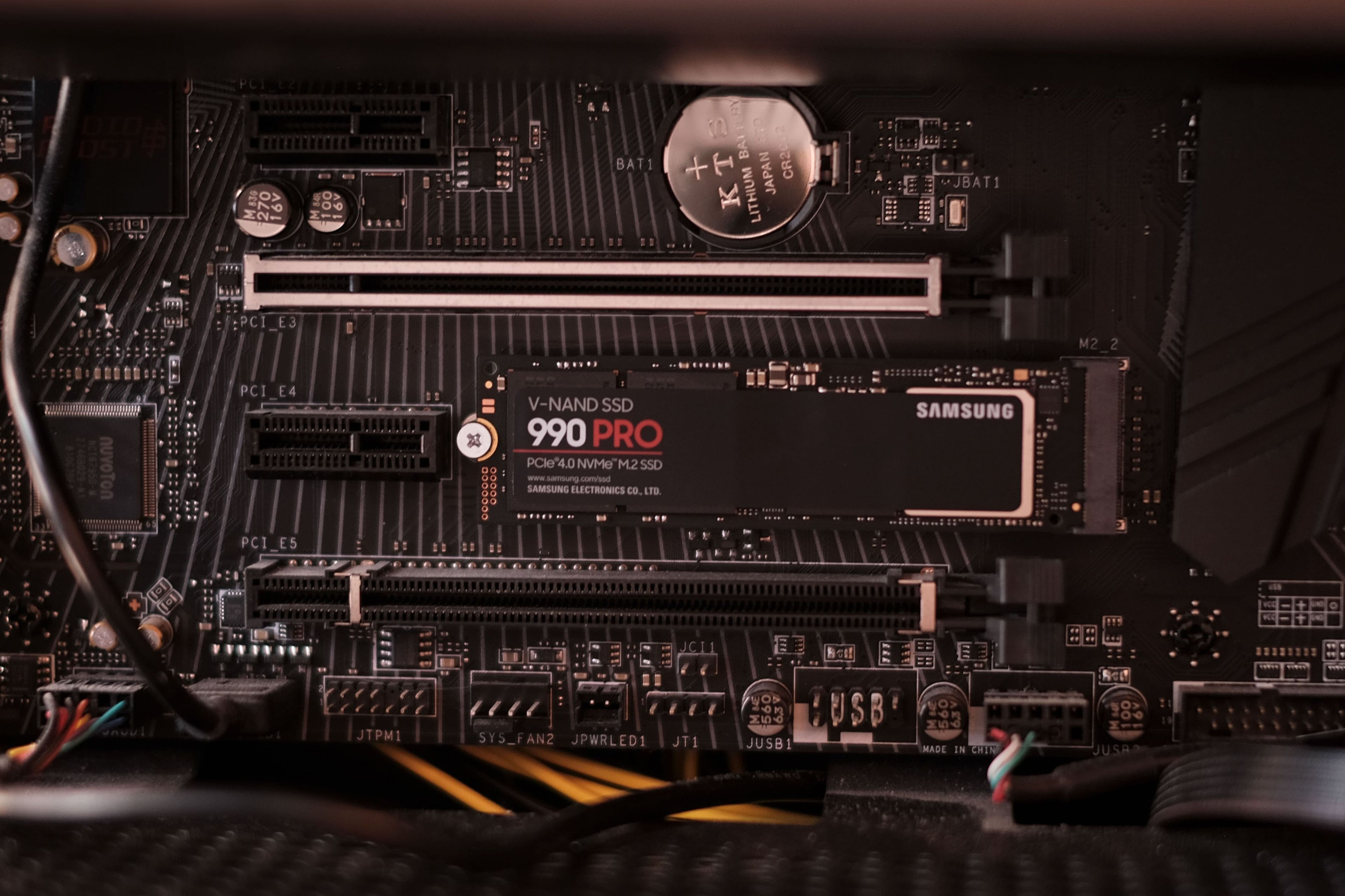 990 PRO PCle 4.0 NVMe™ M.2 SSD MZ-V9P1T0BW