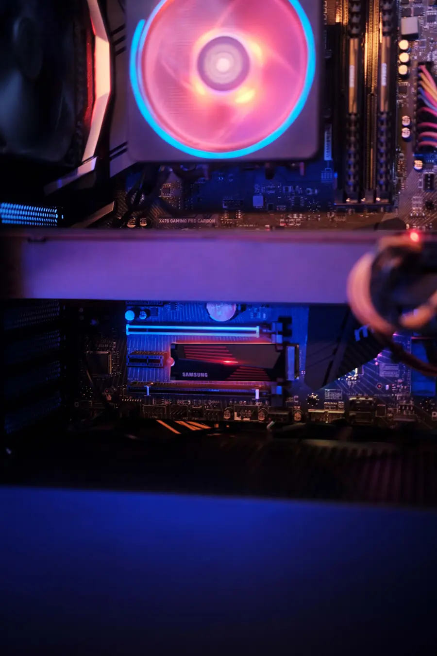Alt View 17. Samsung - 990 PRO 2TB Internal SSD PCle Gen 4x4 NVMe - Black.