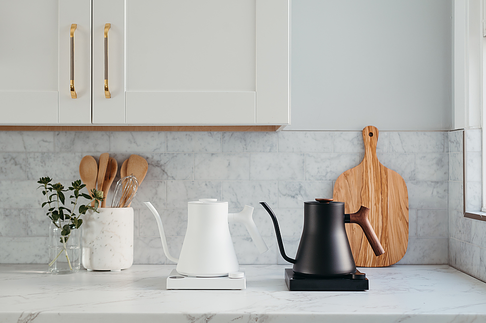 Fellow Stagg EKG Electric Kettle Matte White – Mudhouse Coffee Roasters
