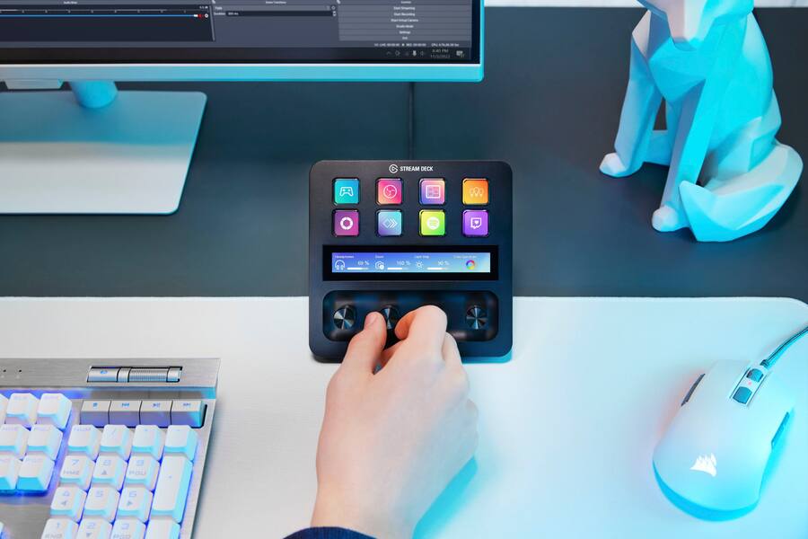 Elgato Stream Deck + Studio Controller with customizable Elgato Stream Deck + Studio Controller with customizable