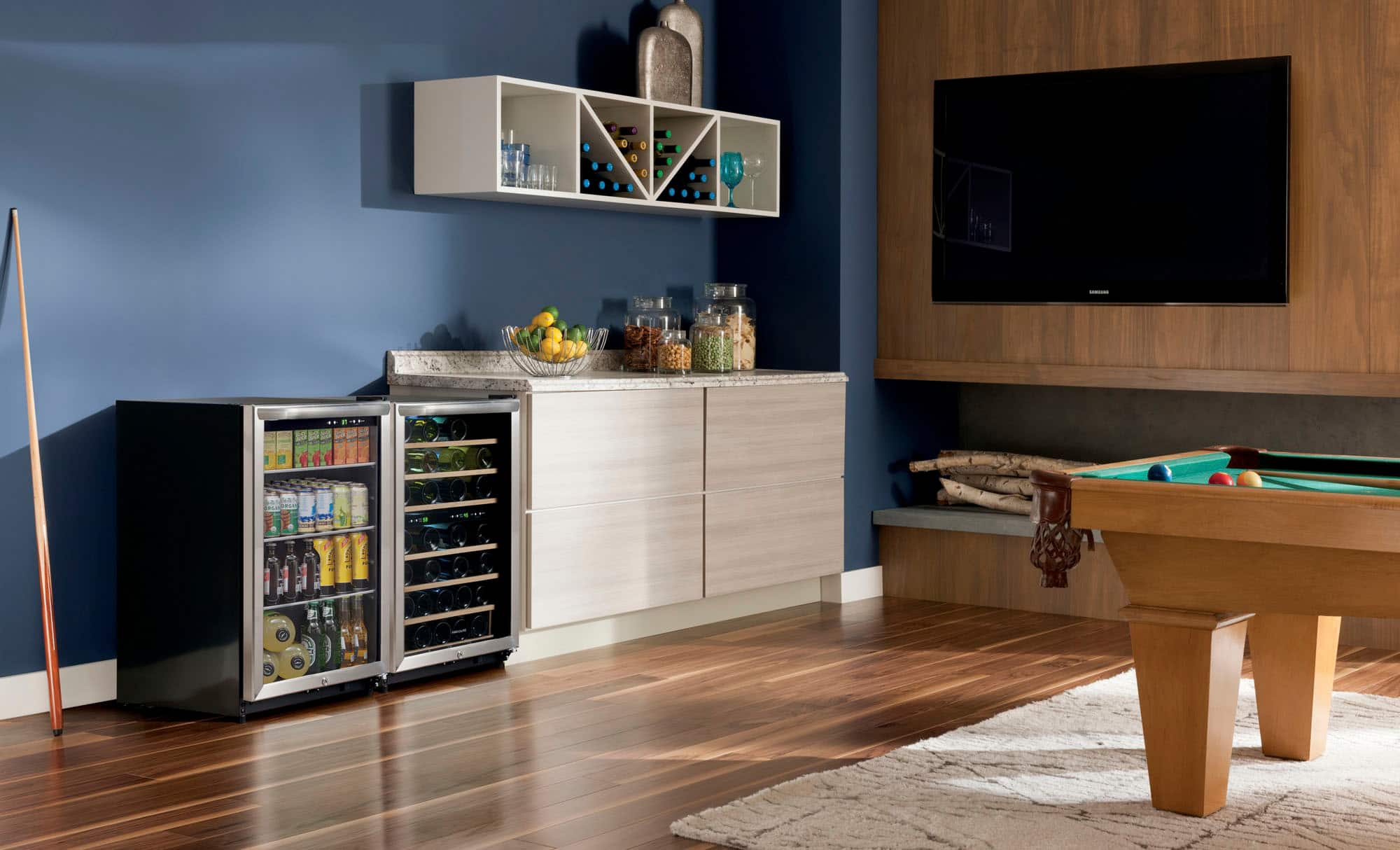 Alt View 15. Frigidaire - 4.6 Cu. Ft. 138 12 oz. Can Capacity Beverage Center - Stainless Steel.