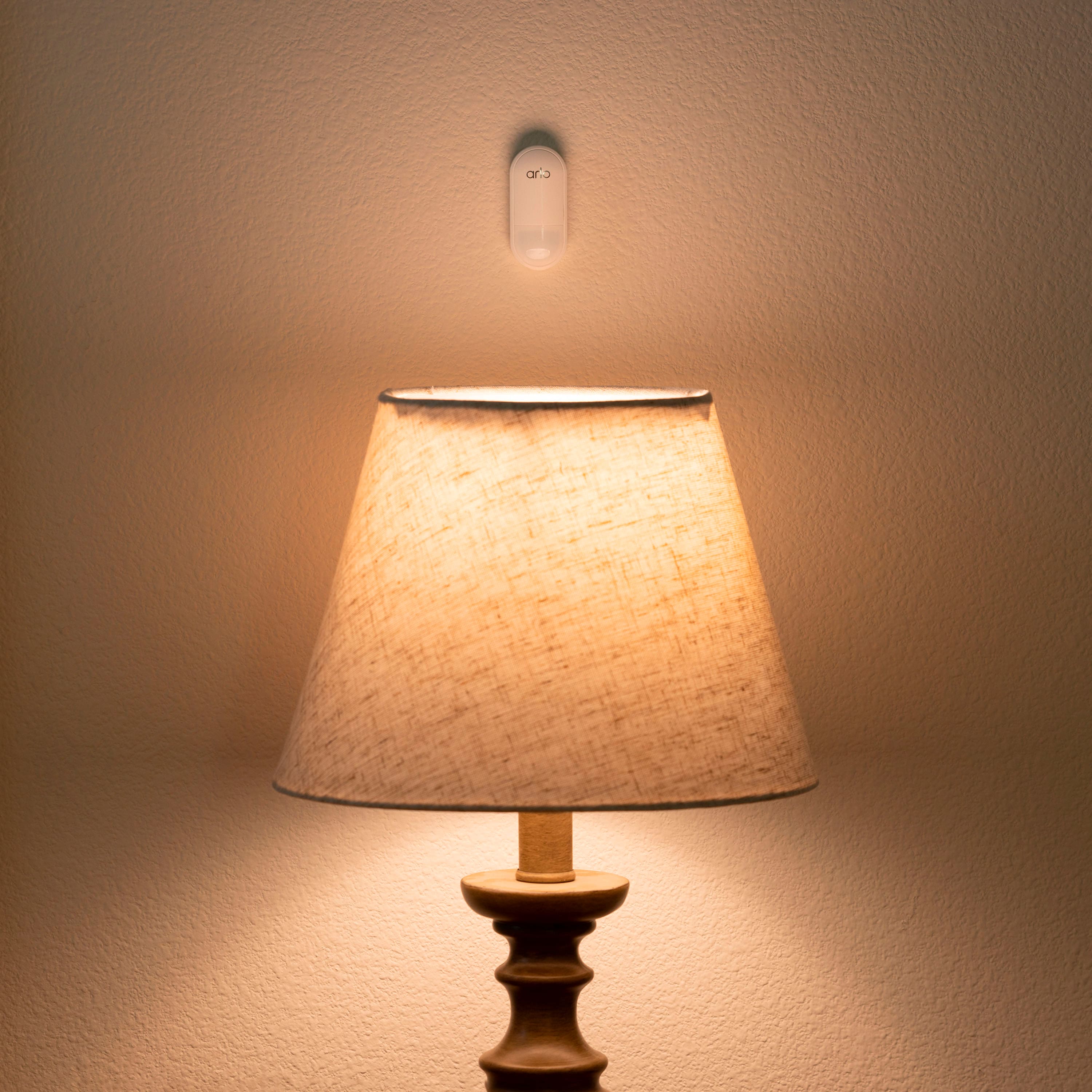 Alt View 18. Arlo - All-in-One Sensor with 8 sensing functions for Home Security System, 1 Pack - White.