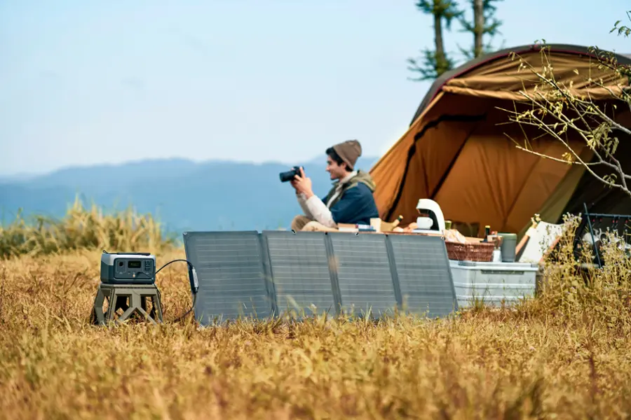 Alt View 16. EcoFlow - RIVER 2 Portable Power Station - Black.