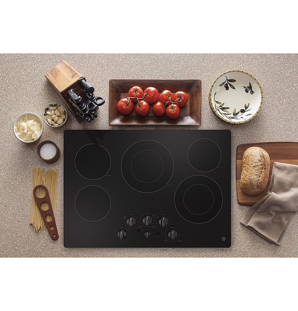 Best Buy: GE 21 Built-In Electric Cooktop JP256BMBB