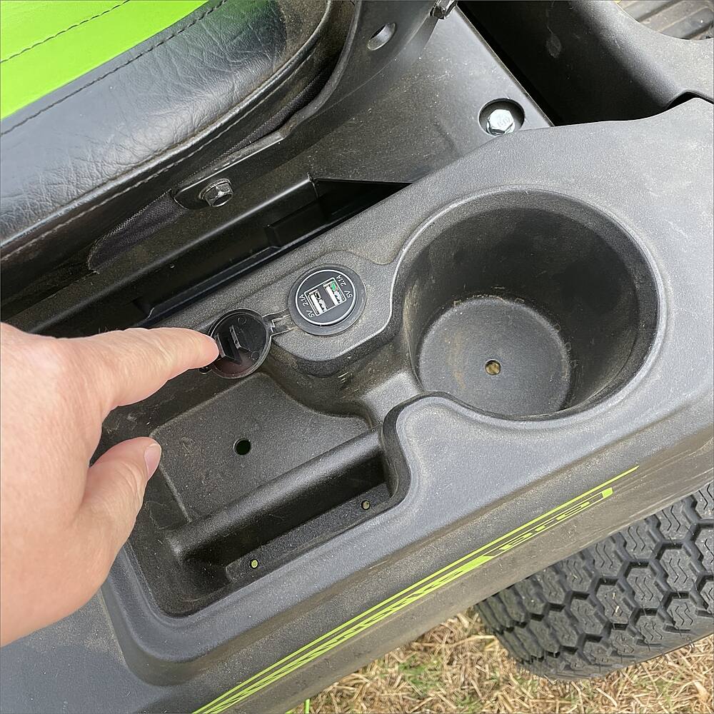 Alt View 12. Greenworks - 80 Volt 42" CrossoverT Electric Riding Lawn Mower (6 4Ah Batteries and 3 Dual Port Turbo Chargers Included) - Green.