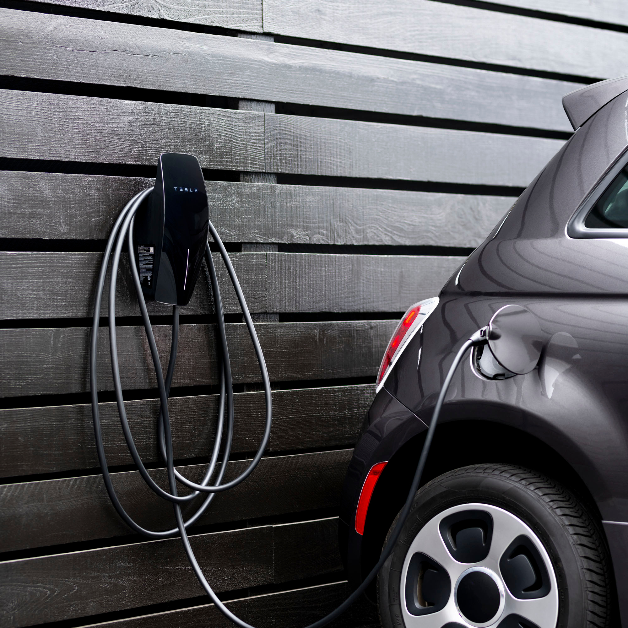 Smart Charging with Wallbox: A User-Friendly Solution for Tesla and Other  EVs - ideaing