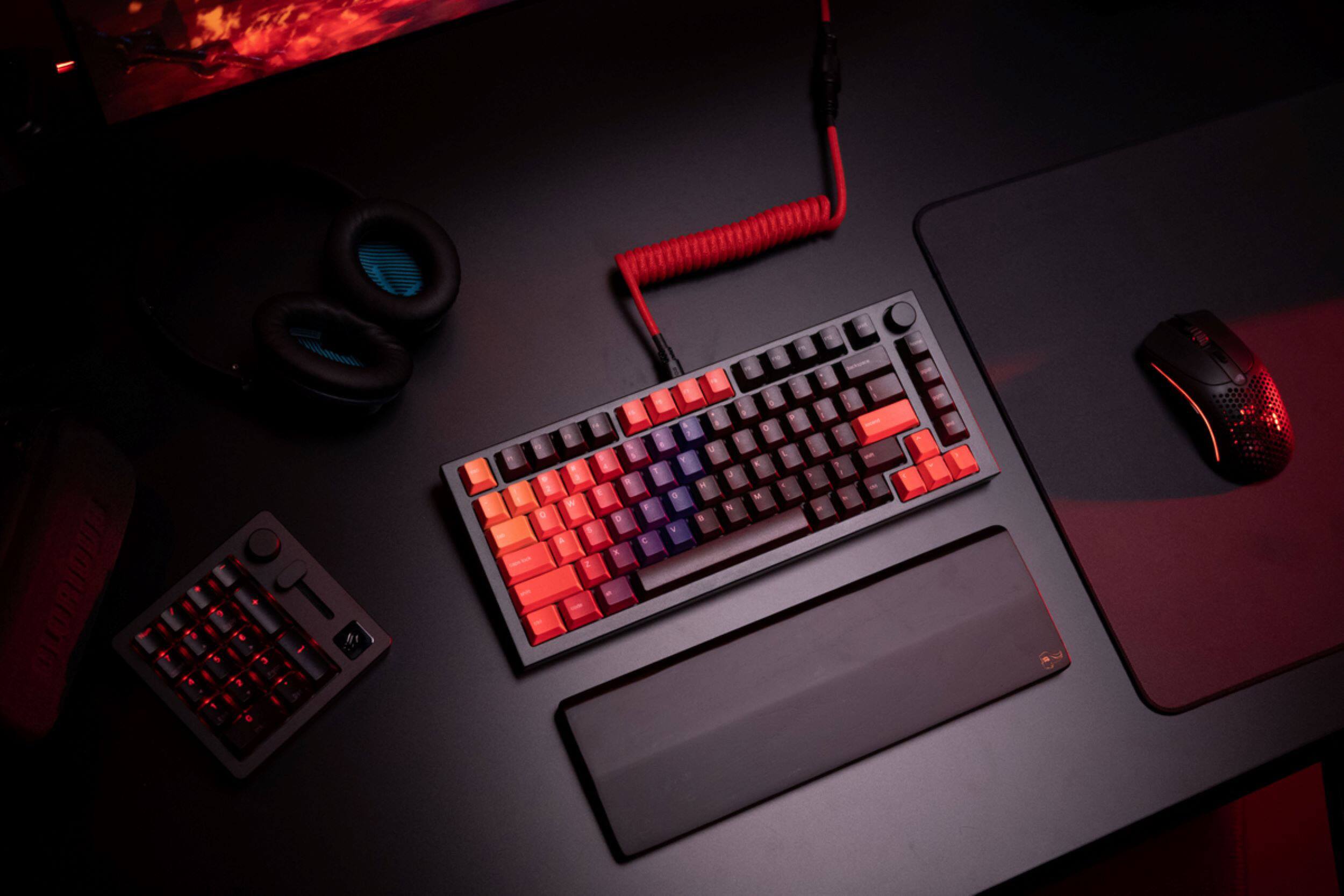 Alt View 12. Glorious - GPBT Dye Sublimated Keycaps 114 Keycap Set for 100% 85% 80% TKL 60% Compact 75% Mechanical Keyboards - Celestial Fire.