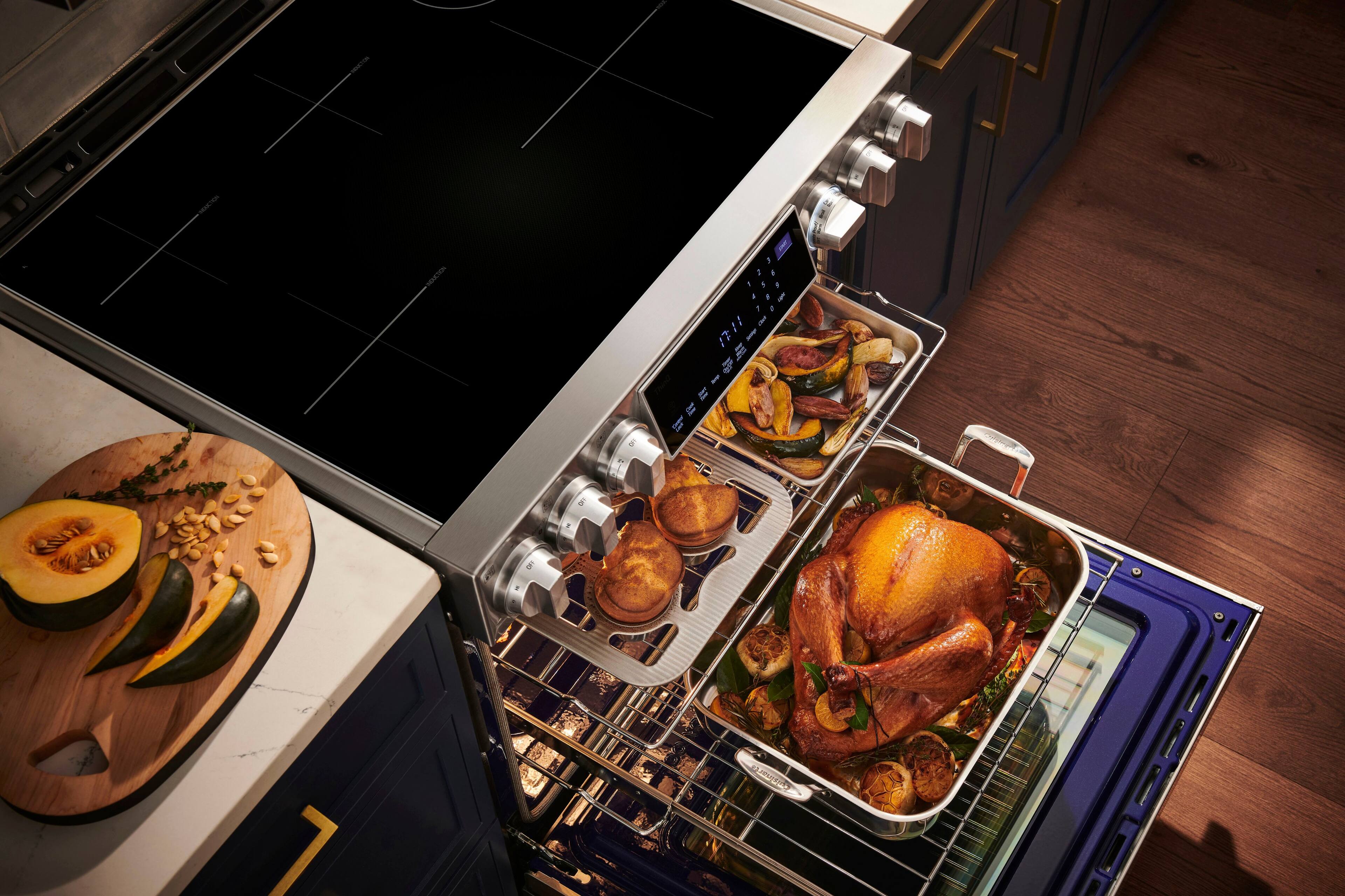 Alt View 31. LG - STUDIO 6.3 Cu. Ft. Freestanding Electric Induction True Convection Range with EasyClean, InstaView and Air Fry - Stainless Steel.