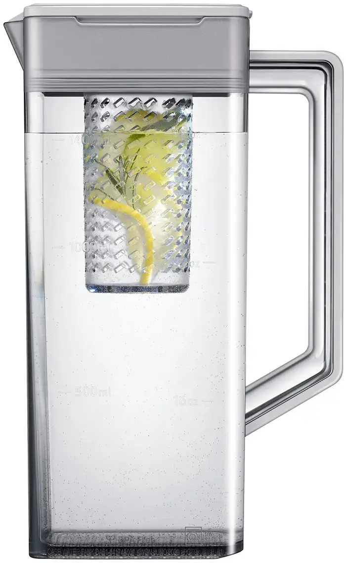 The text on the image reads "1400 1000m 500ml 16oz." This text is likely describing the dimensions of the blender or the capacity of the container. The numbers "1400" and "1000" could represent the height or width of the blender, while "500ml" and "16oz" might indicate the volume of the container.