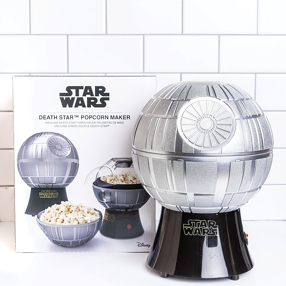 Best Buy: Uncanny Brands Star Wars R2D2 Popcorn Maker- Fully Operational  Droid Kitchen Appliance White POP-SRW-R2D2