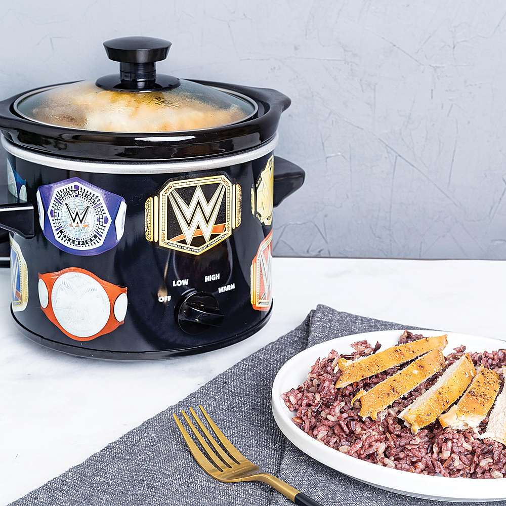 Officially-Licensed Star Wars Kawaii 2-Quart Slow Cooker 