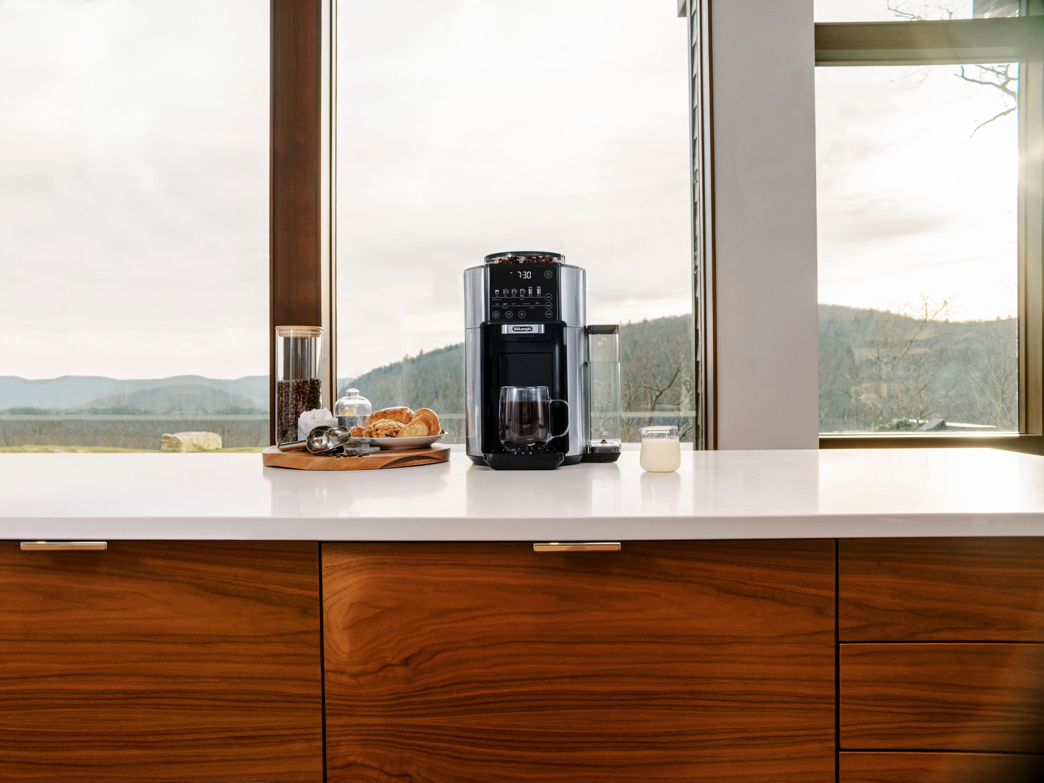 Alt View 17. De'Longhi - TrueBrew Automatic Single Serve, 8 oz to 24 oz Coffee Maker with Bean Extract Technology - Stainless Steel.