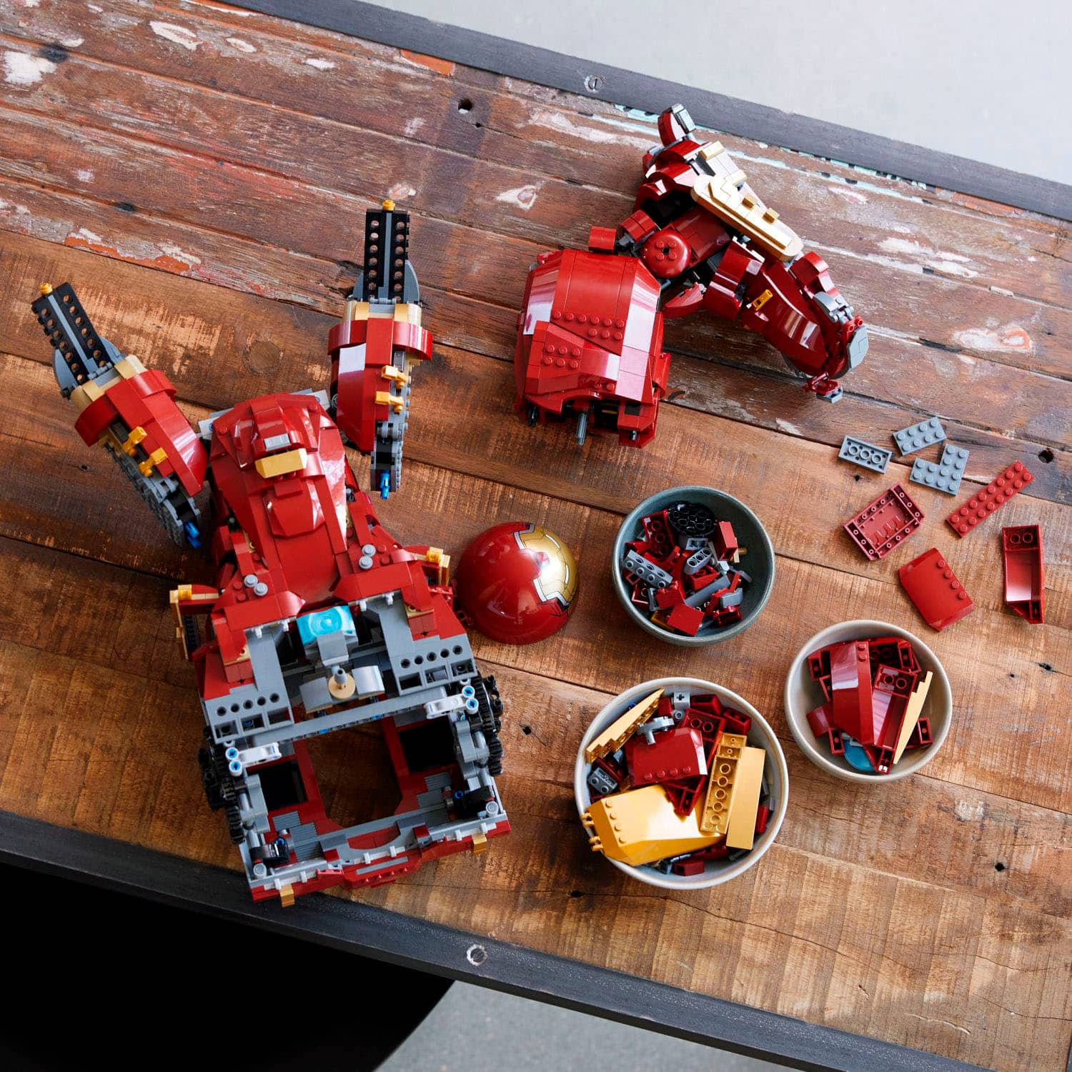 Evolution of the LEGO Marvel Hulkbuster – Blocks – the monthly LEGO  magazine for fans