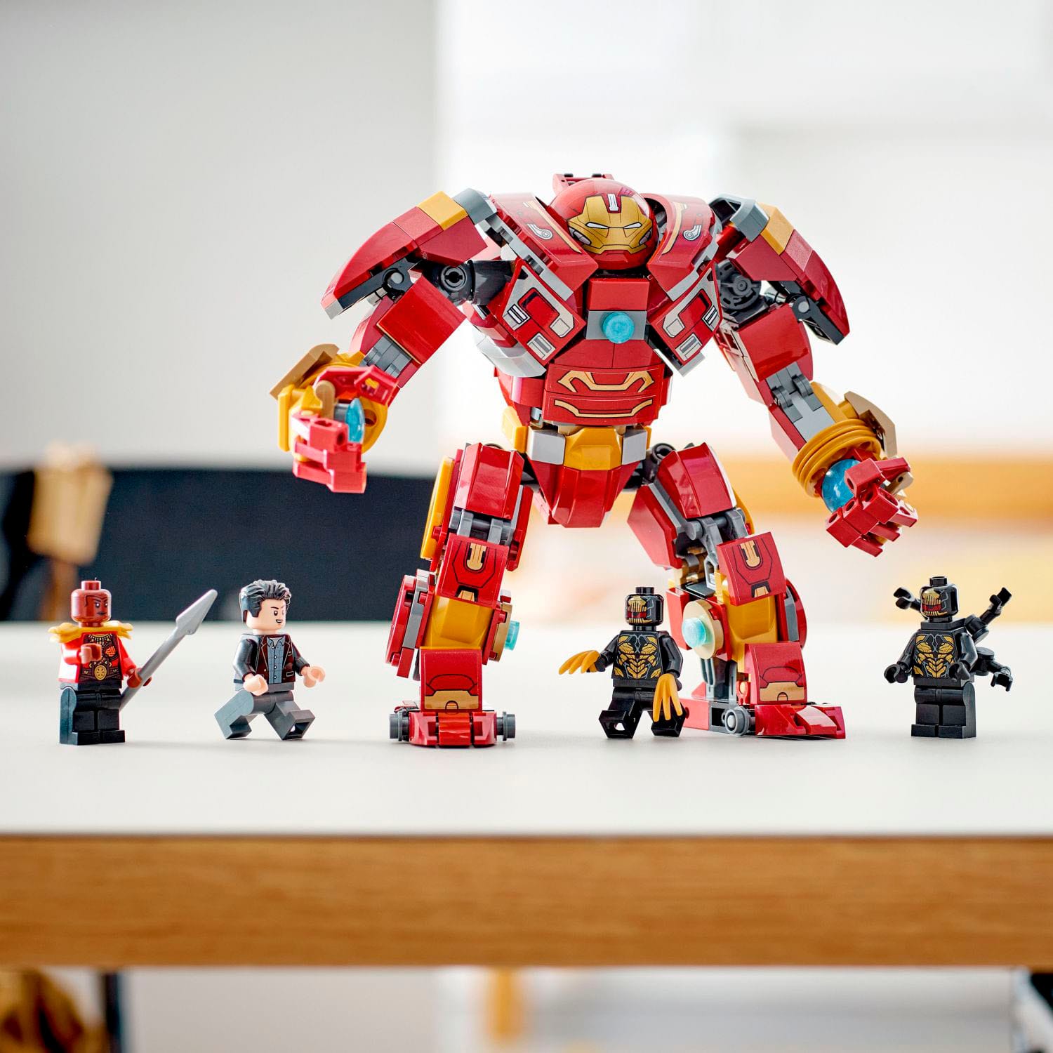 LEGO Marvel The Hulkbuster: The Battle of Wakanda 76247 6427726 - Best Buy