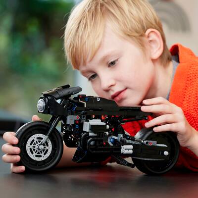 LEGO Technic The Batman Batcycle 42155 6425773 - Best Buy LEGO Technic The Batman Batcycle 42155 6425773 - Best Buy