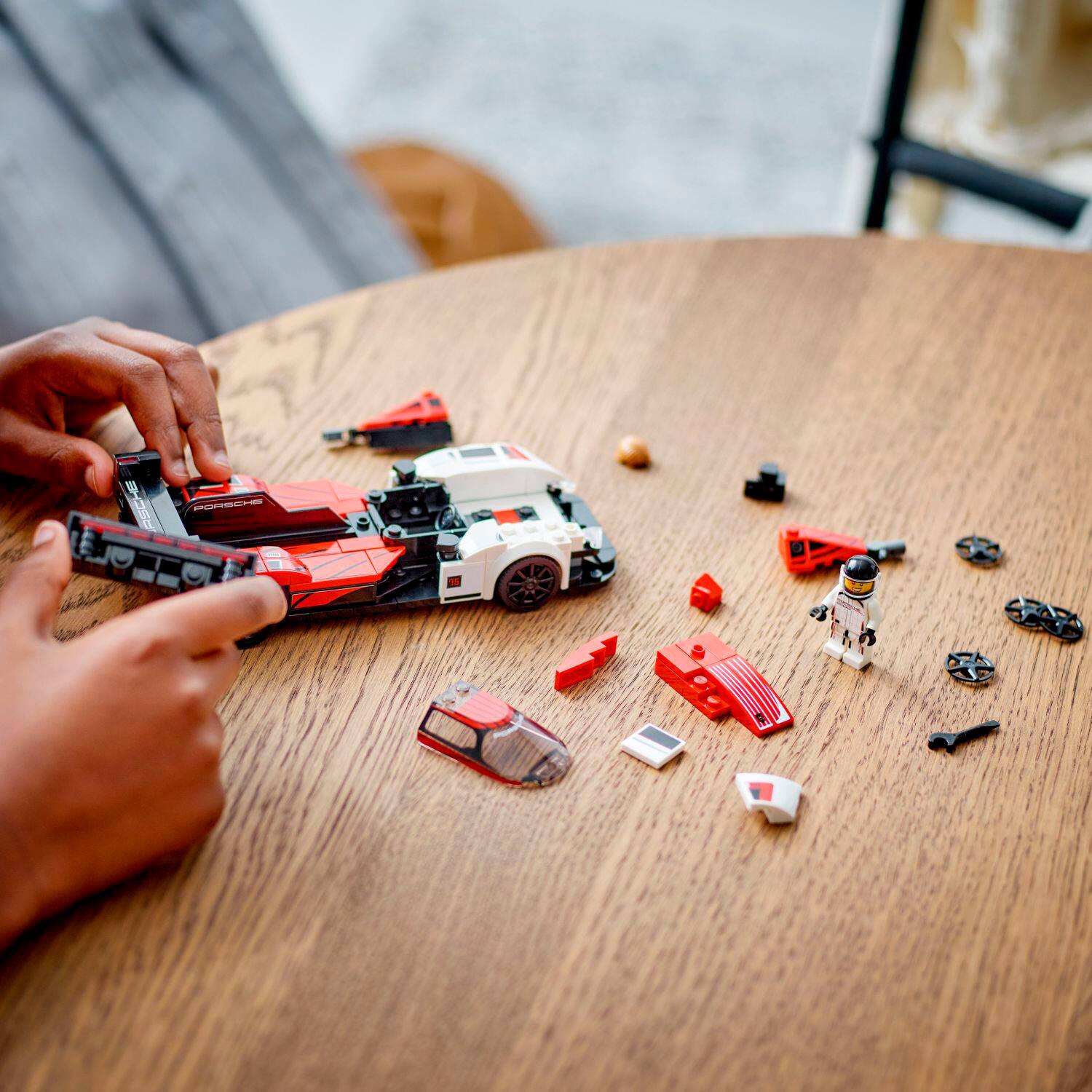 Alt View 12. LEGO - Speed Champions Porsche 963 76916.