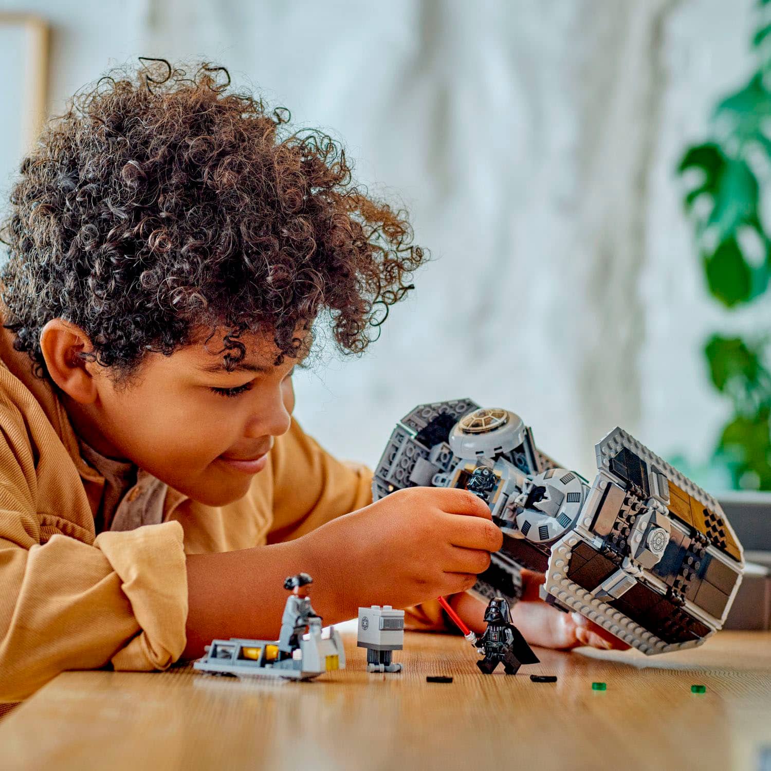 Angle. LEGO - Star Wars TIE Bomber 75347.
