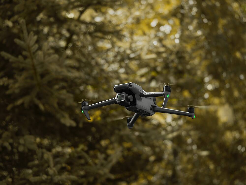 Alt View 18. DJI - Geek Squad Certified Refurbished Mavic 3 Classic and Remote Controller with Built-in Screen - Gray.