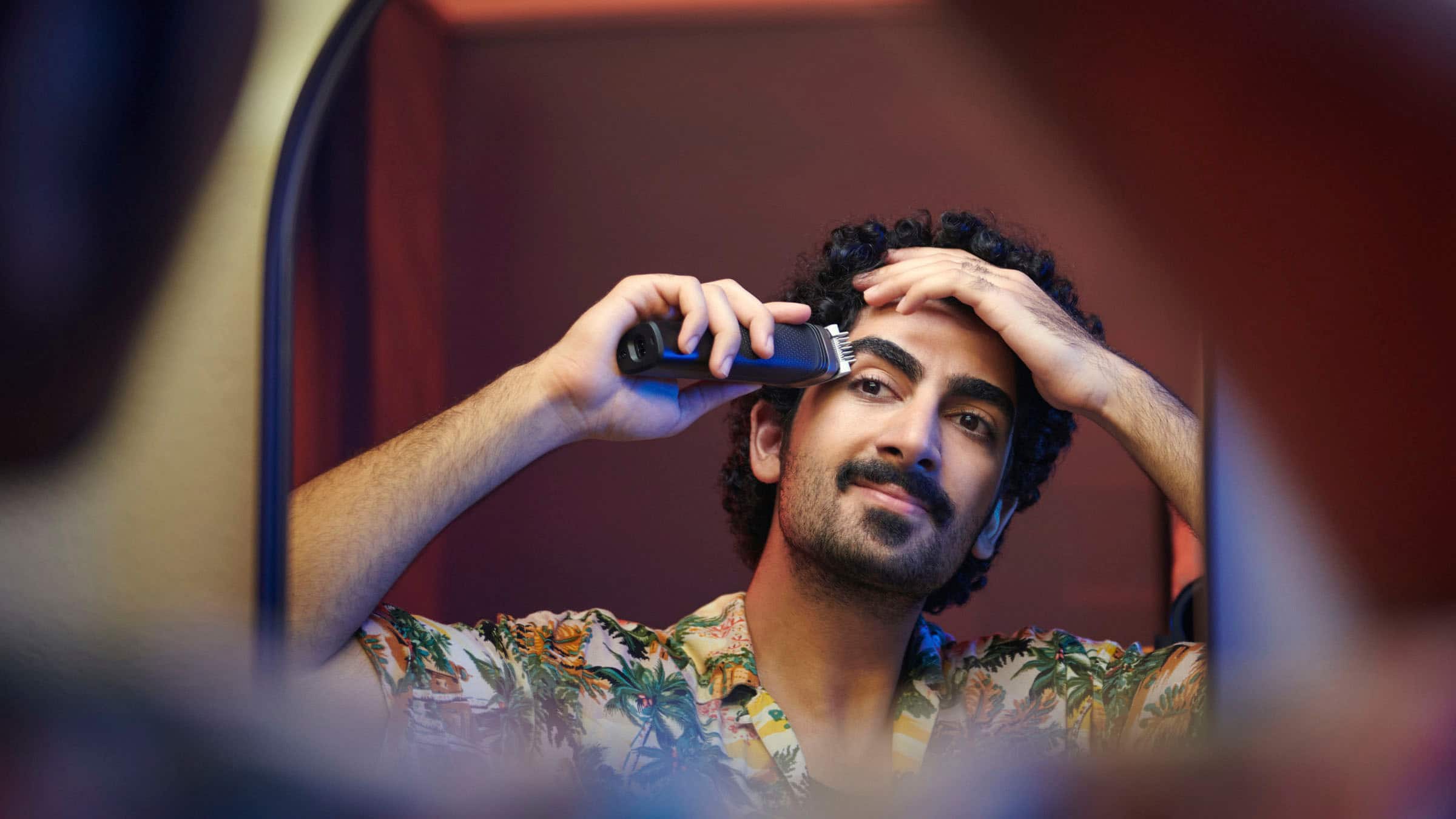 Alt View 15. Philips Norelco - Multigroom Series 5000 18 Piece Men's Grooming Kit - Silver.