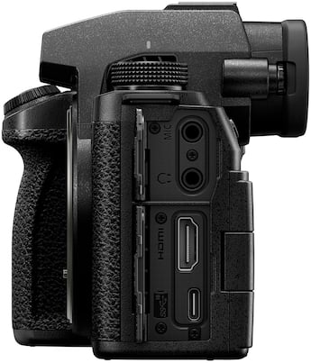 Panasonic LUMIX S5IIX Mirrorless Full Frame Camera with 20 60mm F3 Panasonic LUMIX S5IIX Mirrorless Full Frame Camera with 20 60mm F3