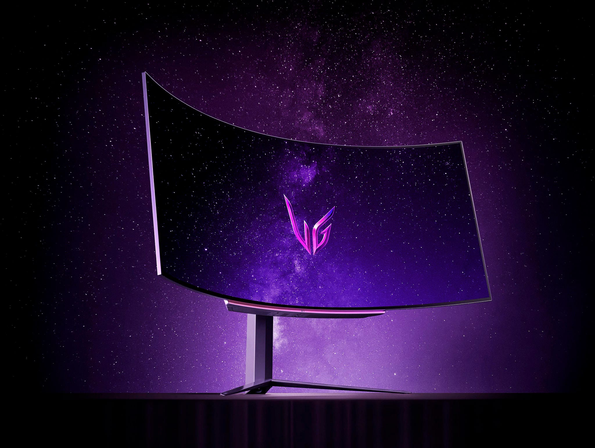 Alt View 21. LG - UltraGear 45” OLED Curved WQHD 240Hz 0.03ms FreeSync and NVIDIA G-Sync Compatible Gaming Monitor with HDR10 - Black.