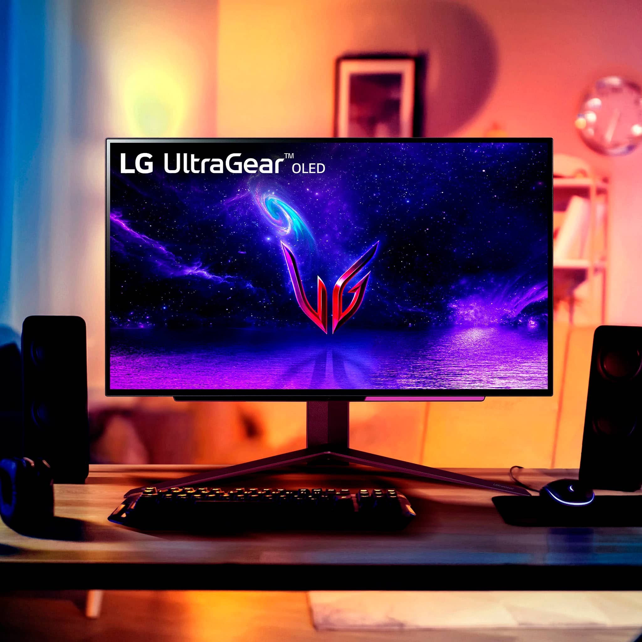 Alt View 21. LG - UltraGear 27" OLED QHD 240Hz 0.03ms FreeSync and NVIDIA G-SYNC Compatible Gaming Monitor with HDR10 - Black.