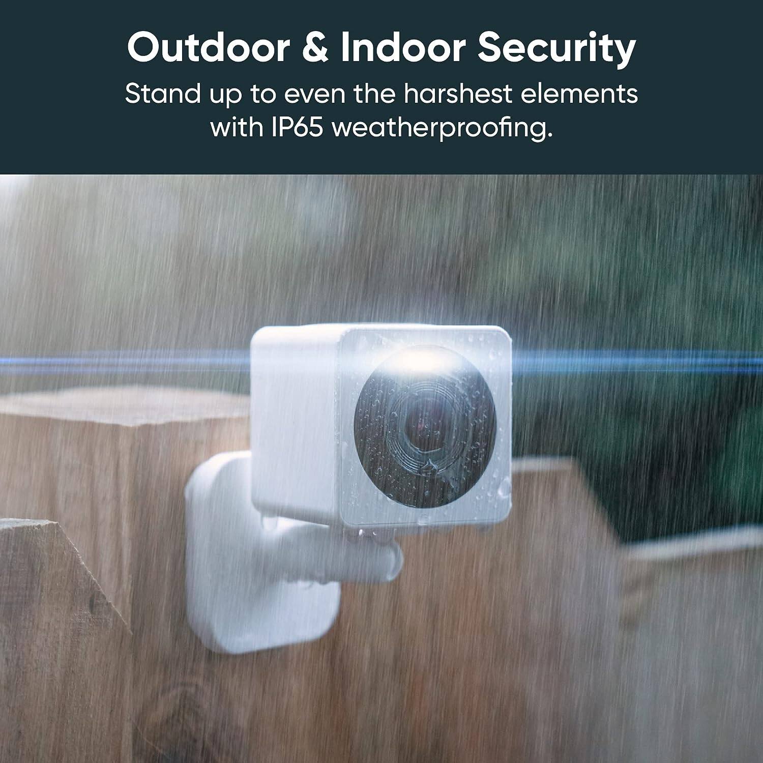 Outdoor & Indoor Security: Stand up to even the harshest elements with IP65 weatherproofing.