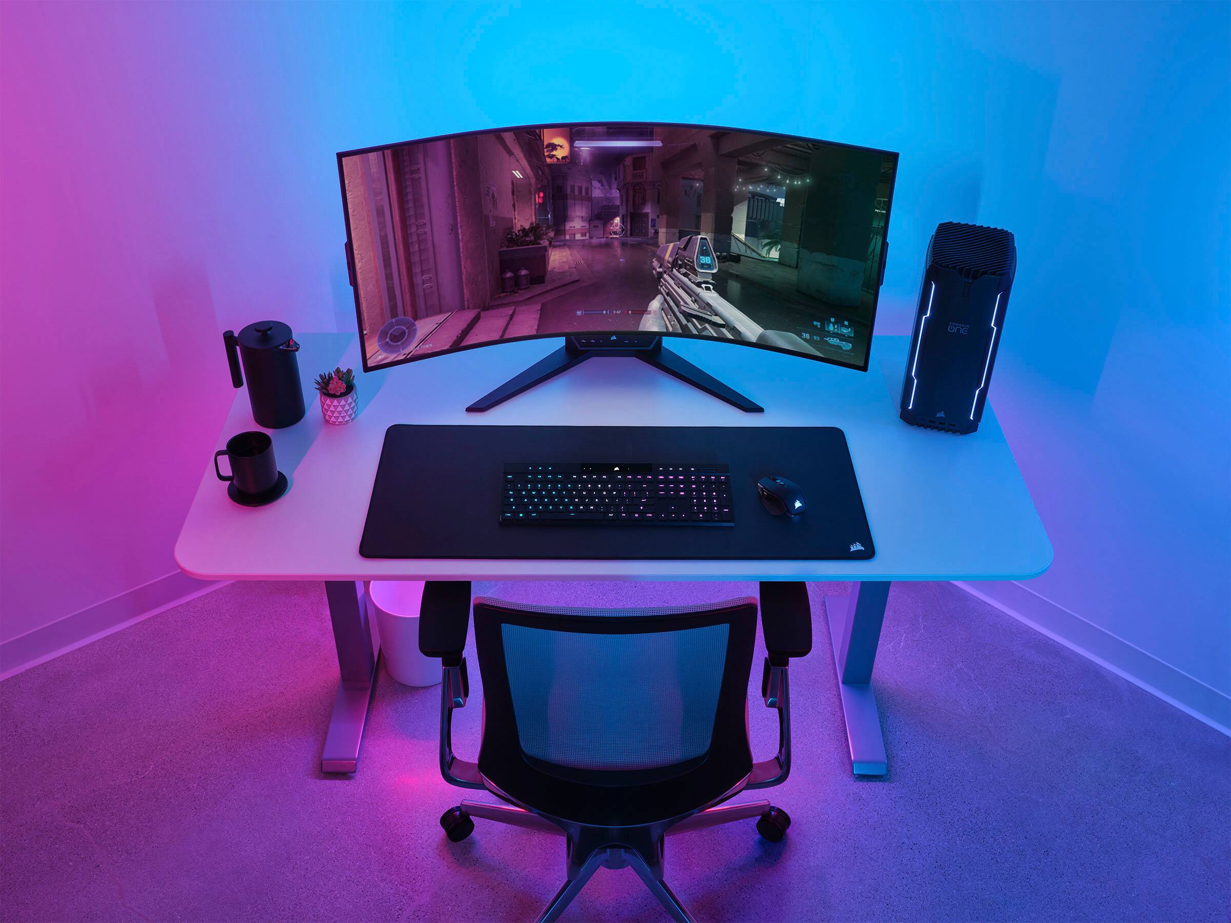 Alt View 27. CORSAIR - Xeneon Flex 45” OLED Bendable QHD 240Hz 0.03ms FreeSync and G-SYNC Compatible Monitor with HDR10 (HDMI, DisplayPort) - Black.