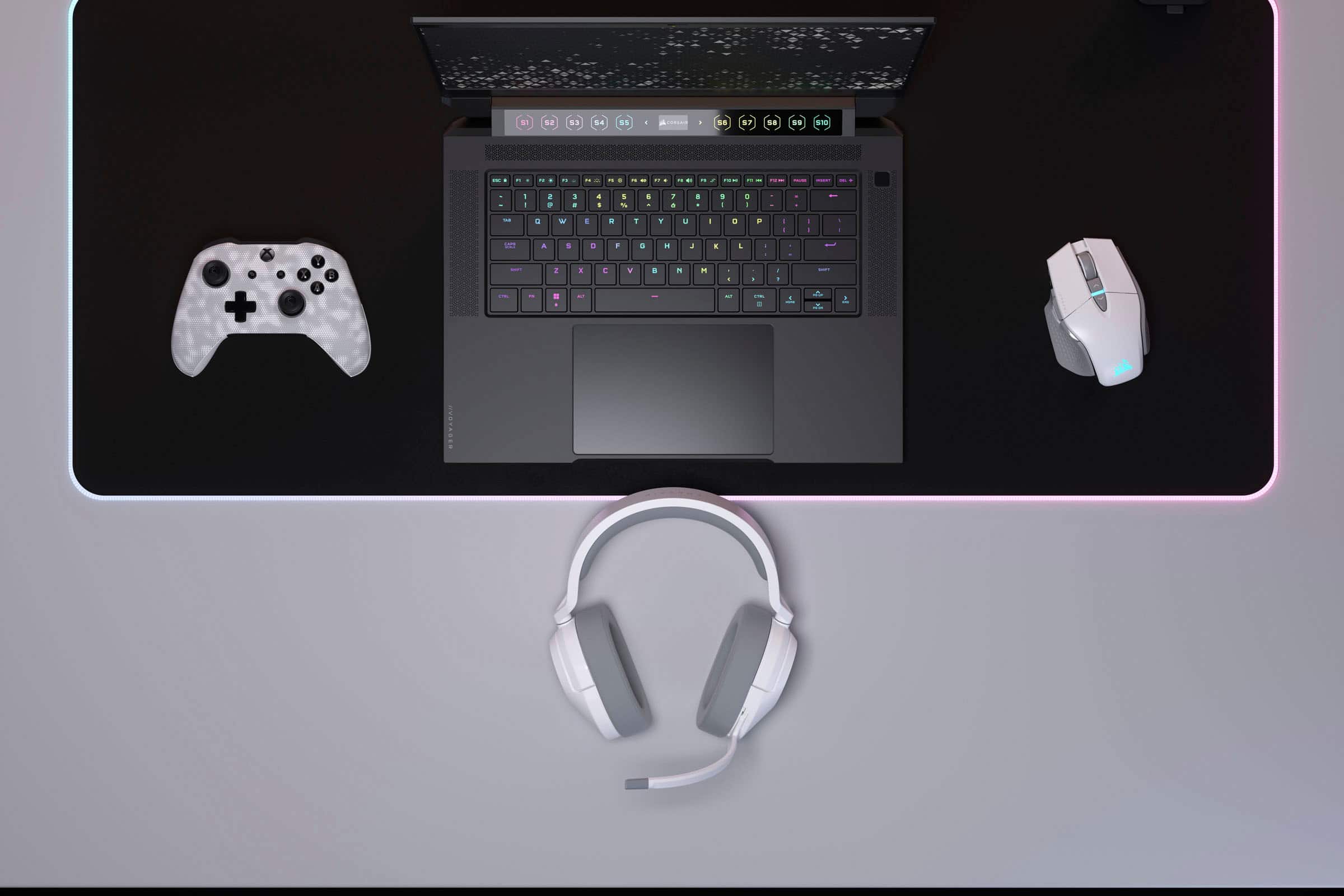 Alt View 13. CORSAIR - HS Series HS55 Wireless Gaming Headset for PC, PS5, and Mobile - White.