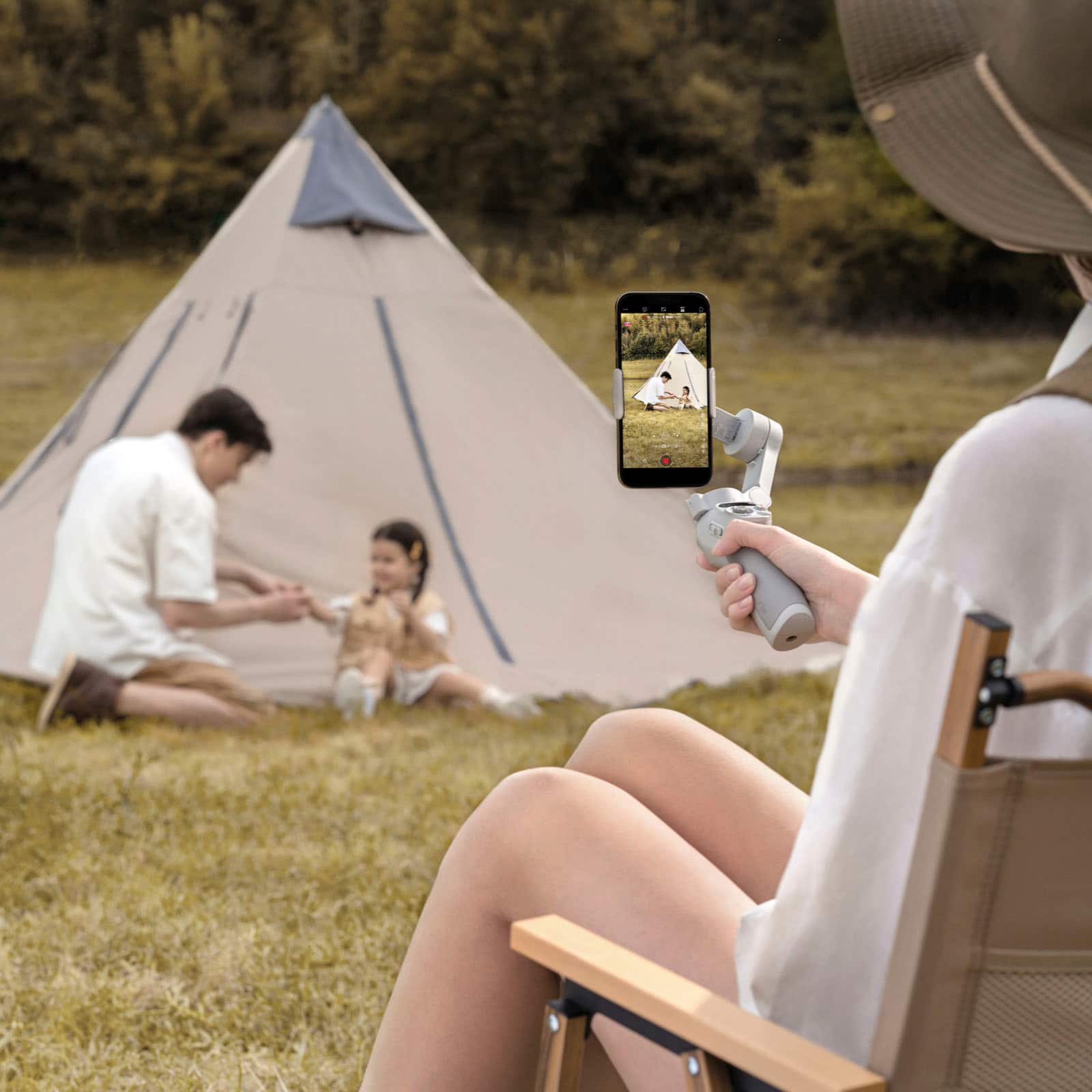 Alt View 19. DJI - Osmo Mobile SE Smartphone 3-Axis Gimbal Stabilizer - Gray.