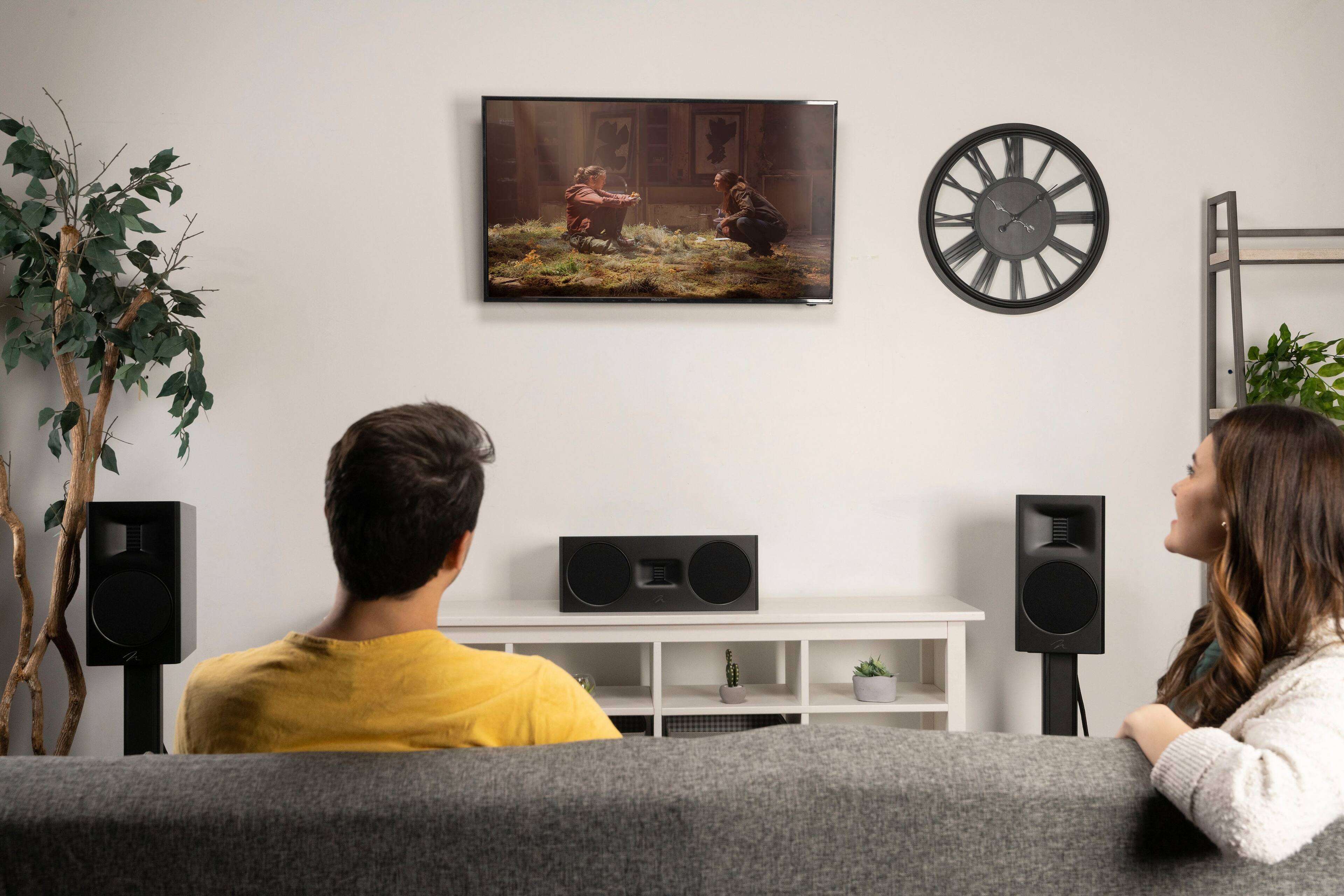 Alt View 21. MartinLogan - Motion C10 2.5-Way Center-Channel with Dual 5.5” Midbass Drivers (Each) - Gloss Black.