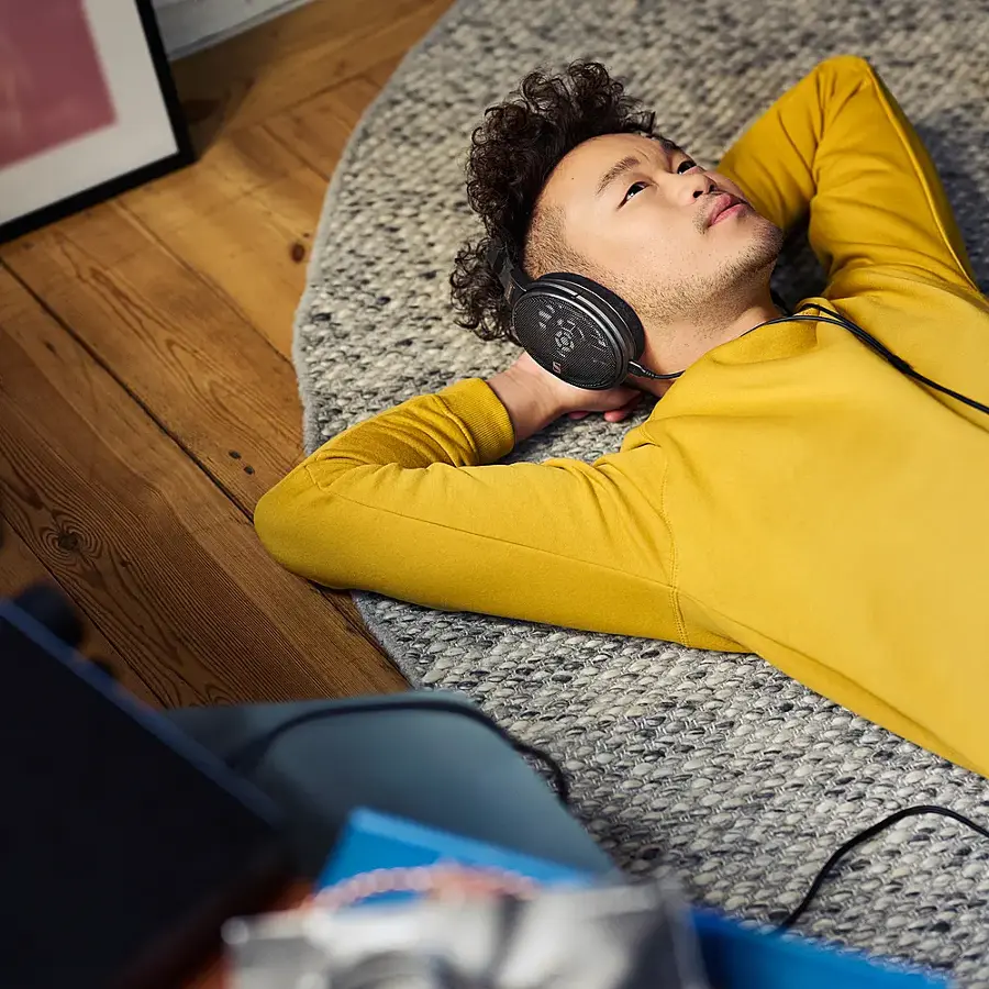 Alt View 23. Sennheiser - HD 660S2 Wired Over-the-Ear Headphones - Black.