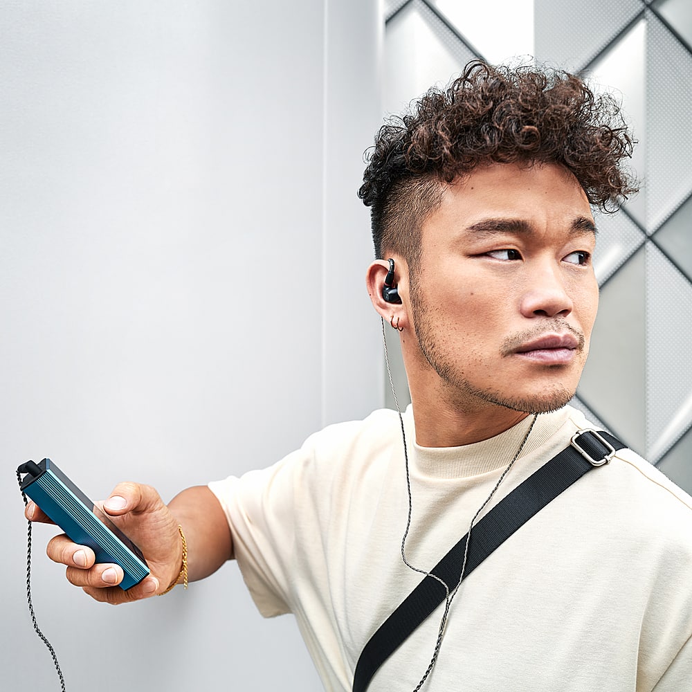 Alt View 22. Sennheiser - IE 200 In-Ear Audiophile Headphones - Black.